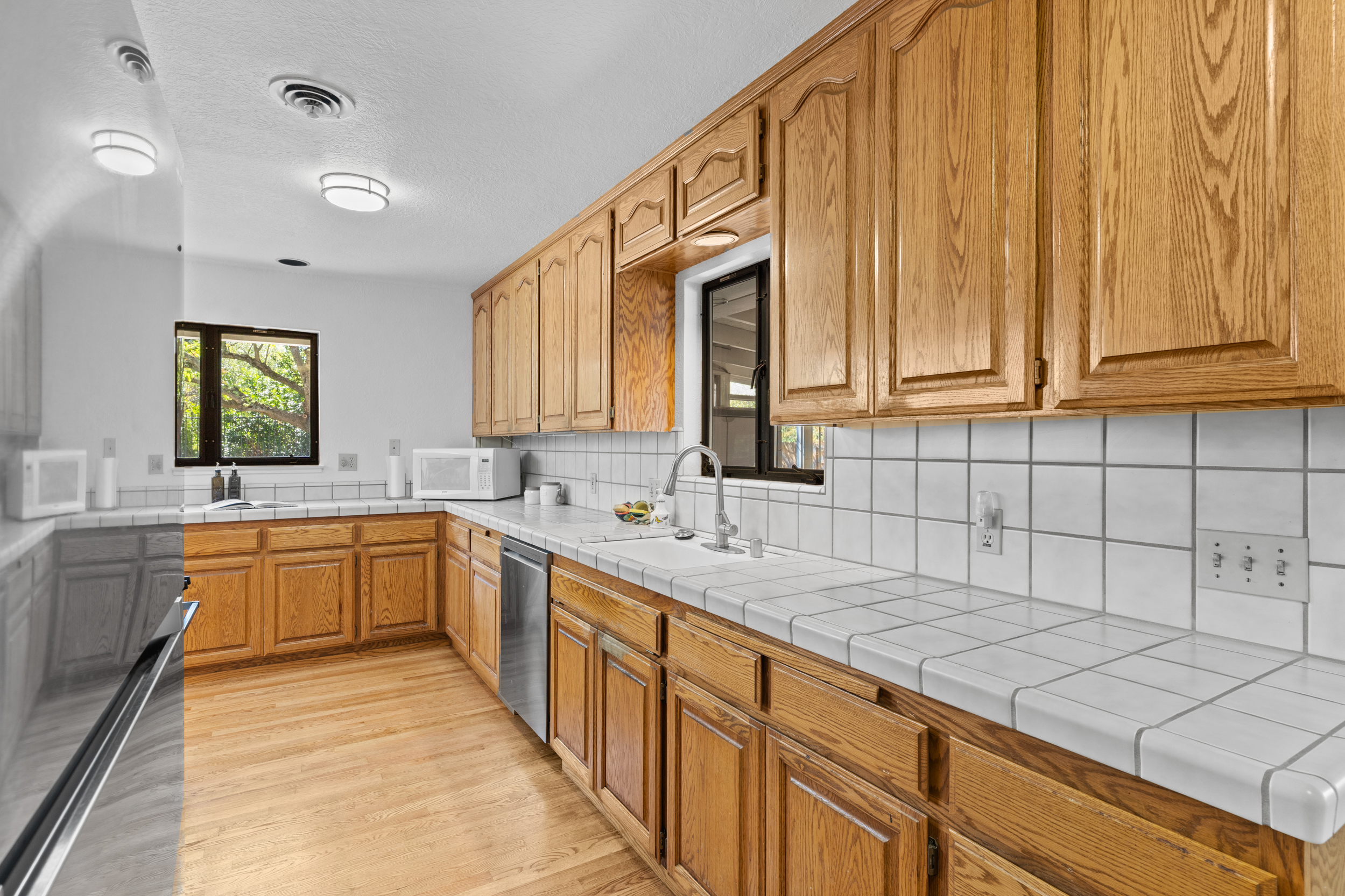  8865 Phoenix Avenue, Fair Oaks, CA 95628 - 物件實景