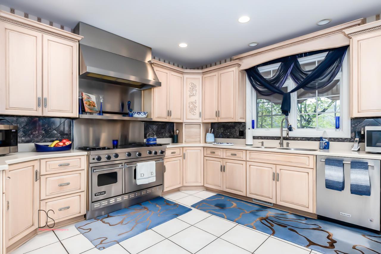34 Conservation Court, Lasalle, Illinois, 61301, United States, 6 Bedrooms Bedrooms, ,6 BathroomsBathrooms,Residential,For Sale,34 Conservation Court,1627467