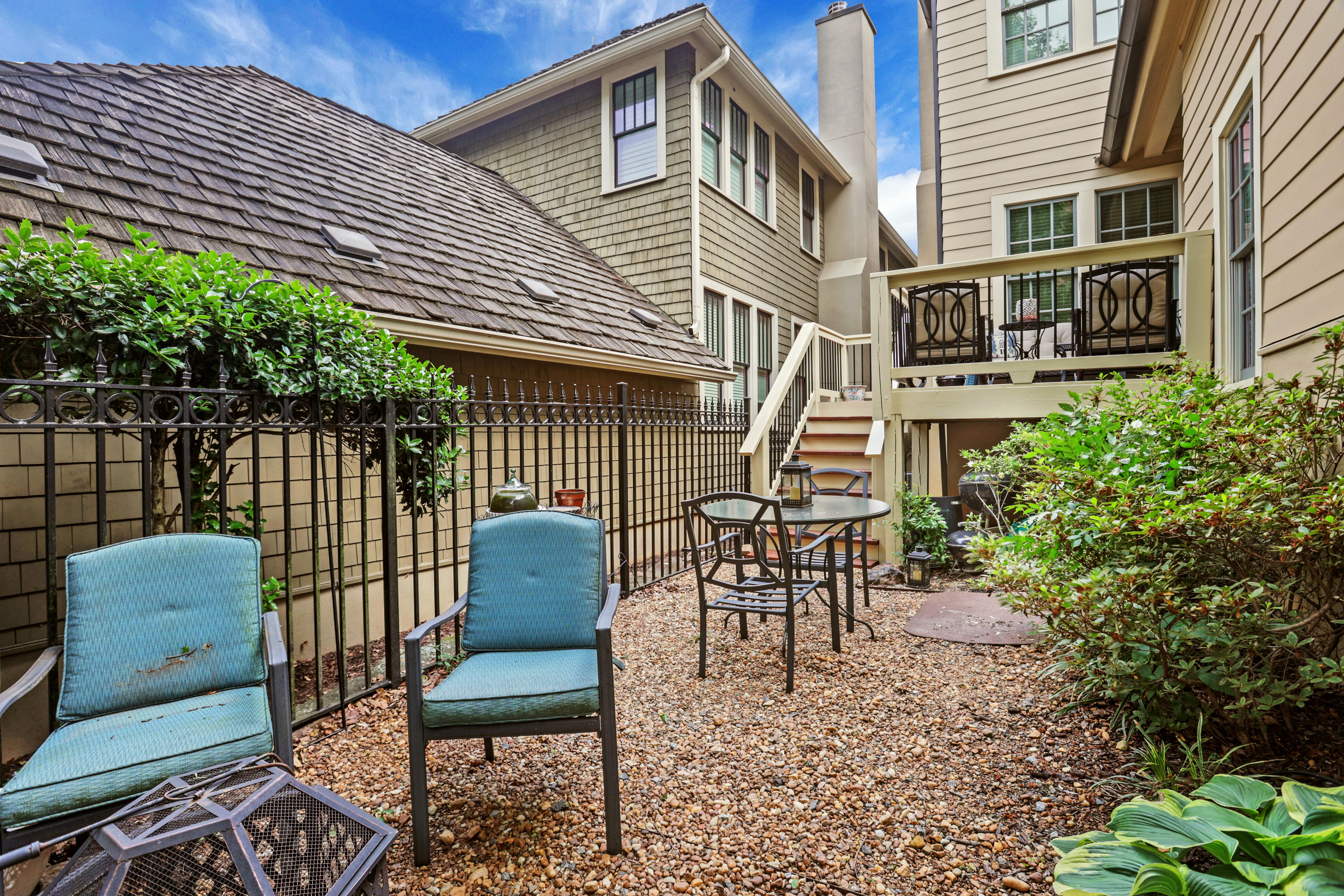  Stunning Six Bedroom Home Near Marietta Square - 物件實景