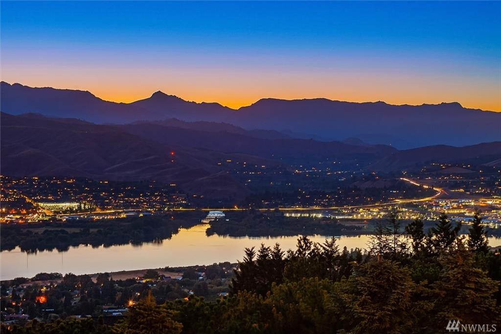 2467 Twin Peaks View, East Wenatchee, Washington, 98802, United States, 4 Bedrooms Bedrooms, ,3 BathroomsBathrooms,Residential,For Sale,2467 Twin Peaks View,1435324