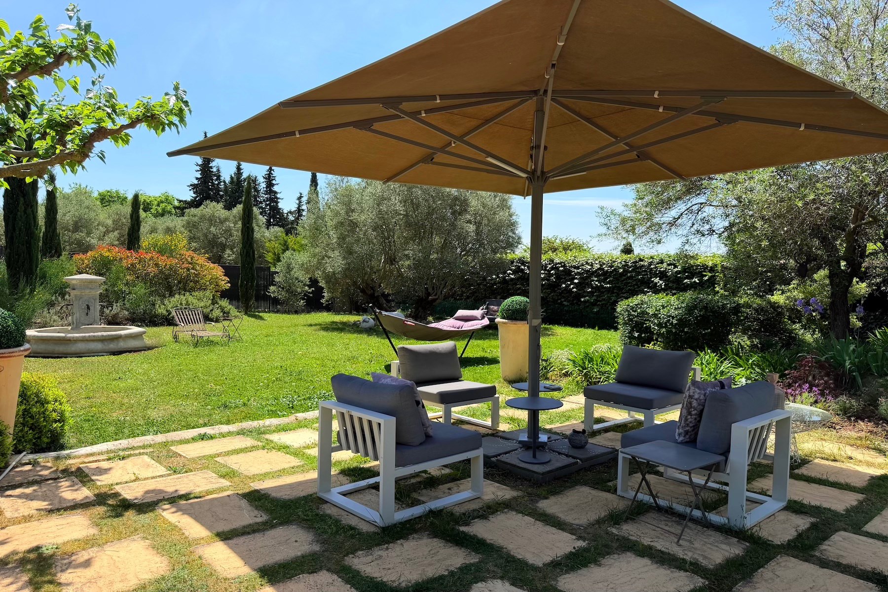  Uzès - Refined Architect-Designed Villa with Pool and Lush Gardens - 物件實景