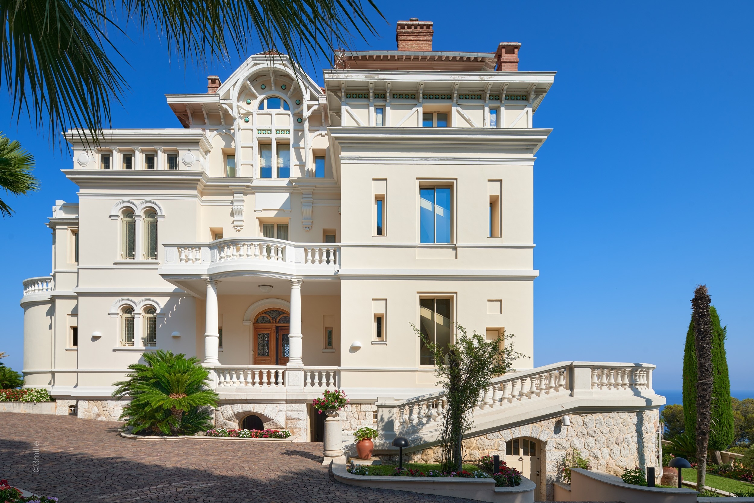  One of a kind Belle Epoque architectural masterpiece rich in history situated n… - 物件實景