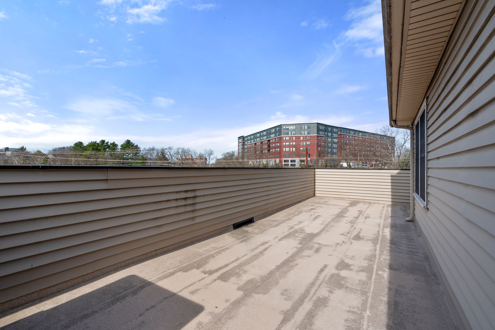  255 Winter Street, Unit 403, Waltham, MA, 02451 - 物件實景