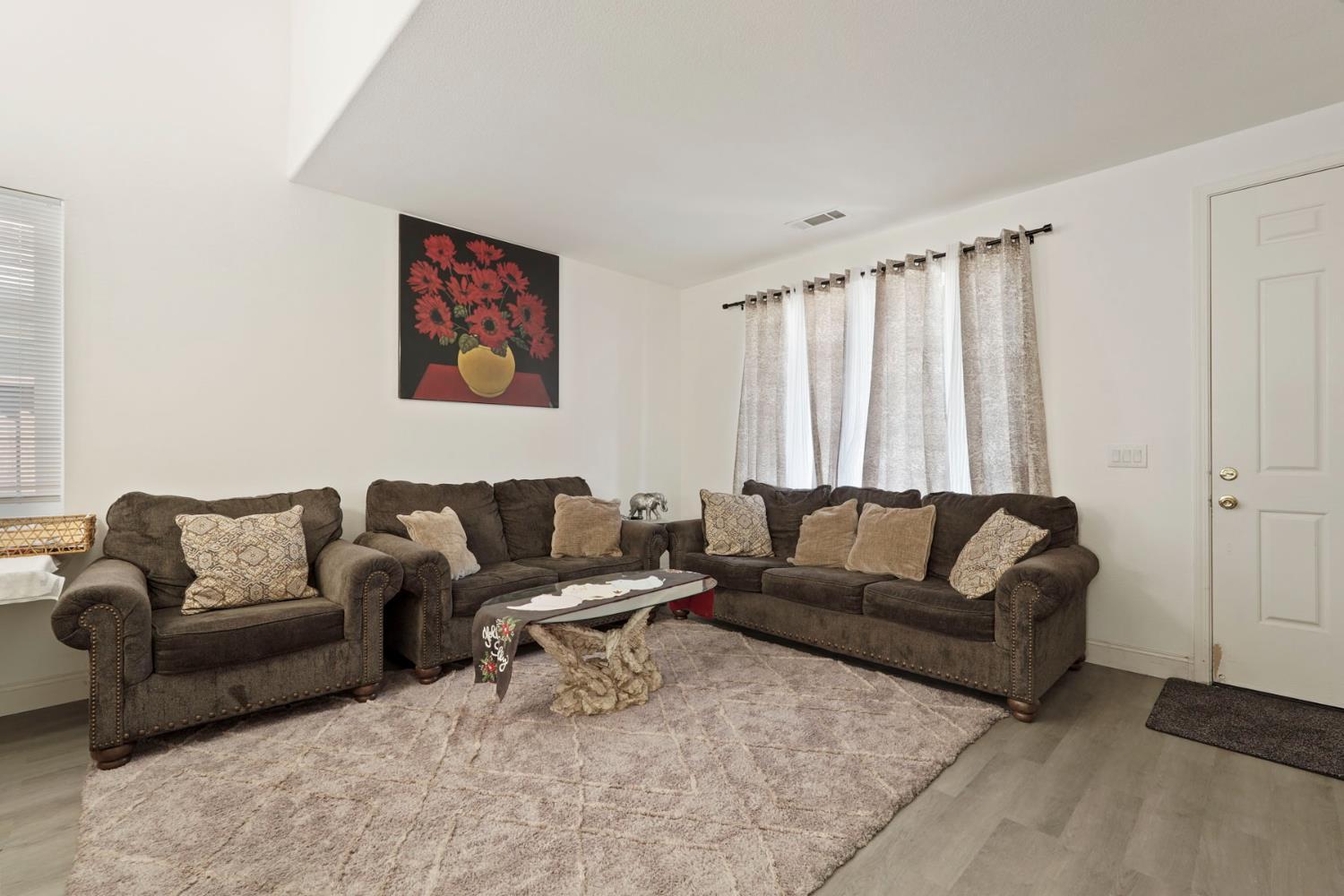 Antioch, California, 94531, United States, 6 Bedrooms Bedrooms, ,3 BathroomsBathrooms,Residential,For Sale,2005490