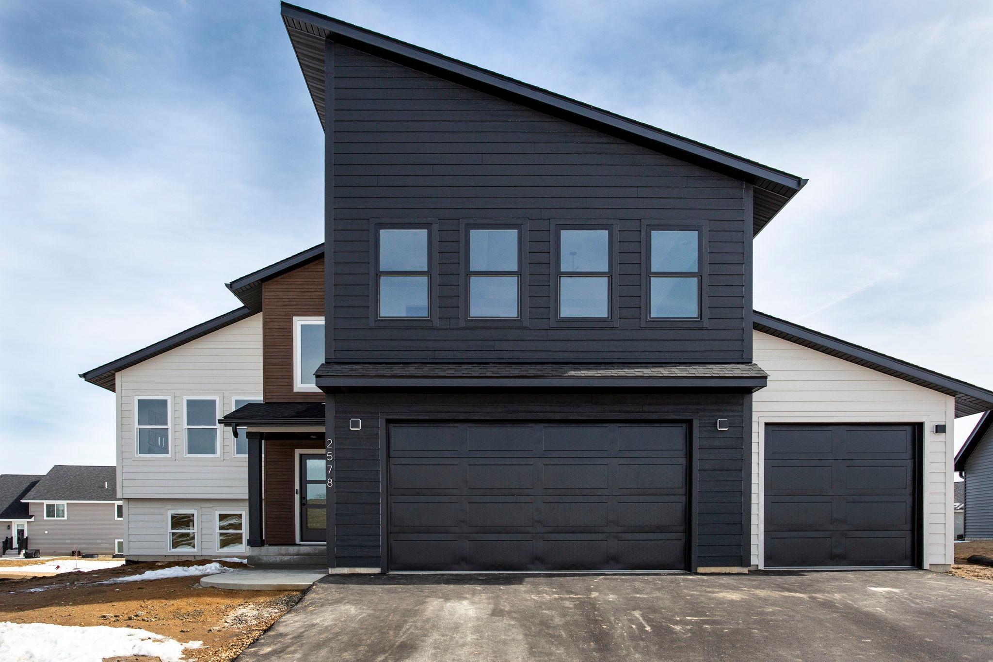 Star Prairie Twp, Wisconsin, 54017, United States, 4 Bedrooms Bedrooms, ,Residential,For Sale,1743914
