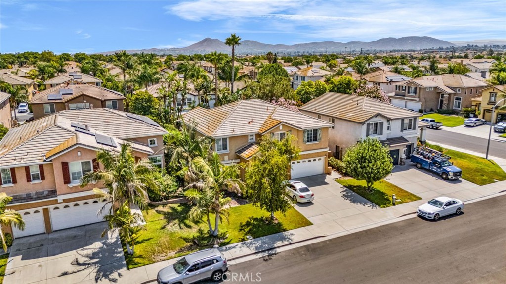 Eastvale, California, 92880, United States, 4 Bedrooms Bedrooms, ,3 BathroomsBathrooms,Residential,For Sale,1976783