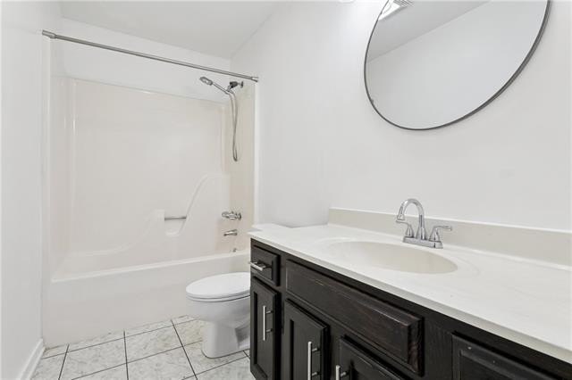 Metairie, Louisiana, 70005, United States, 3 Bedrooms Bedrooms, ,3 BathroomsBathrooms,Residential,For Sale,2009757