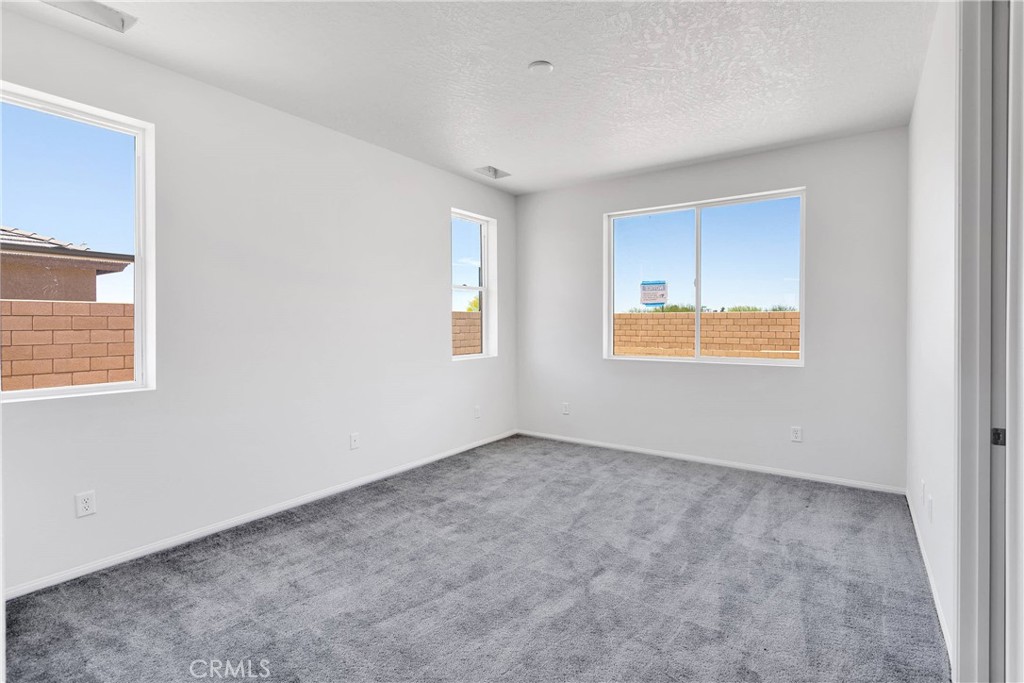 Victorville, California, 92395, United States, 3 Bedrooms Bedrooms, ,2 BathroomsBathrooms,Residential,For Sale,1865788