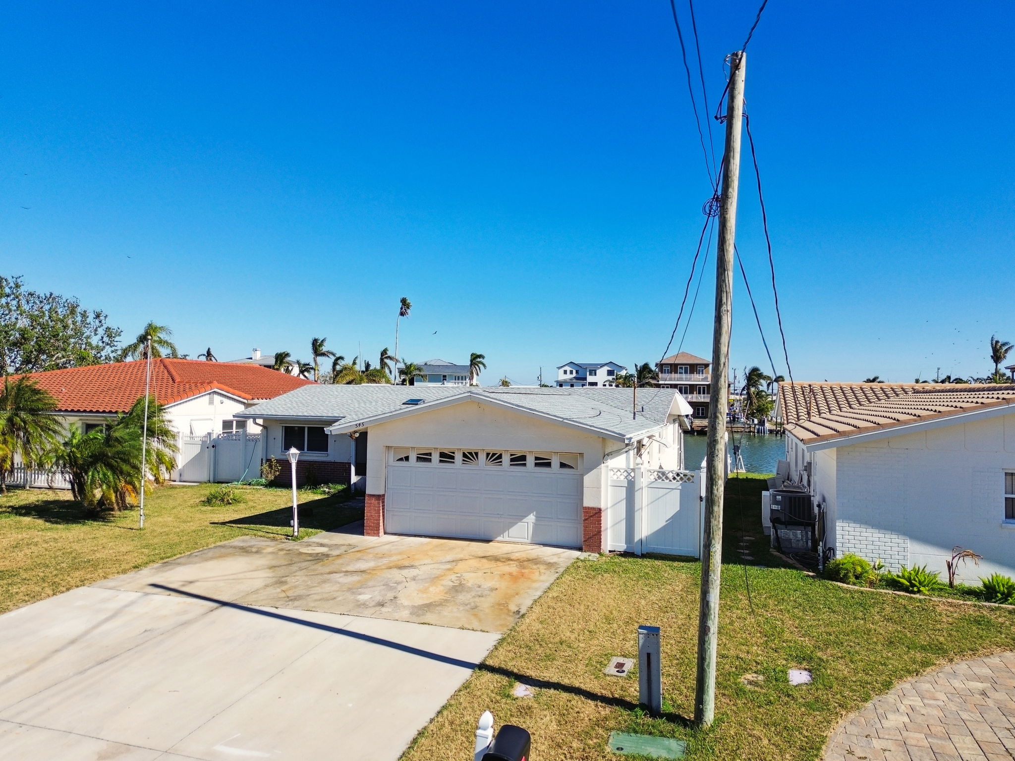 Madeira Beach, Florida, 33708, United States, 3 Bedrooms Bedrooms, ,2 BathroomsBathrooms,Residential,For Sale,1943278