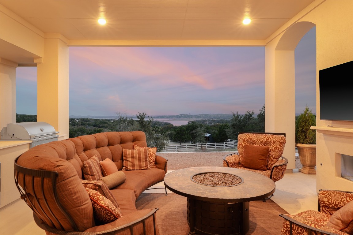 Volente, Texas, 78641, United States, 7 Bedrooms Bedrooms, ,8 BathroomsBathrooms,Residential,For Sale,1903916