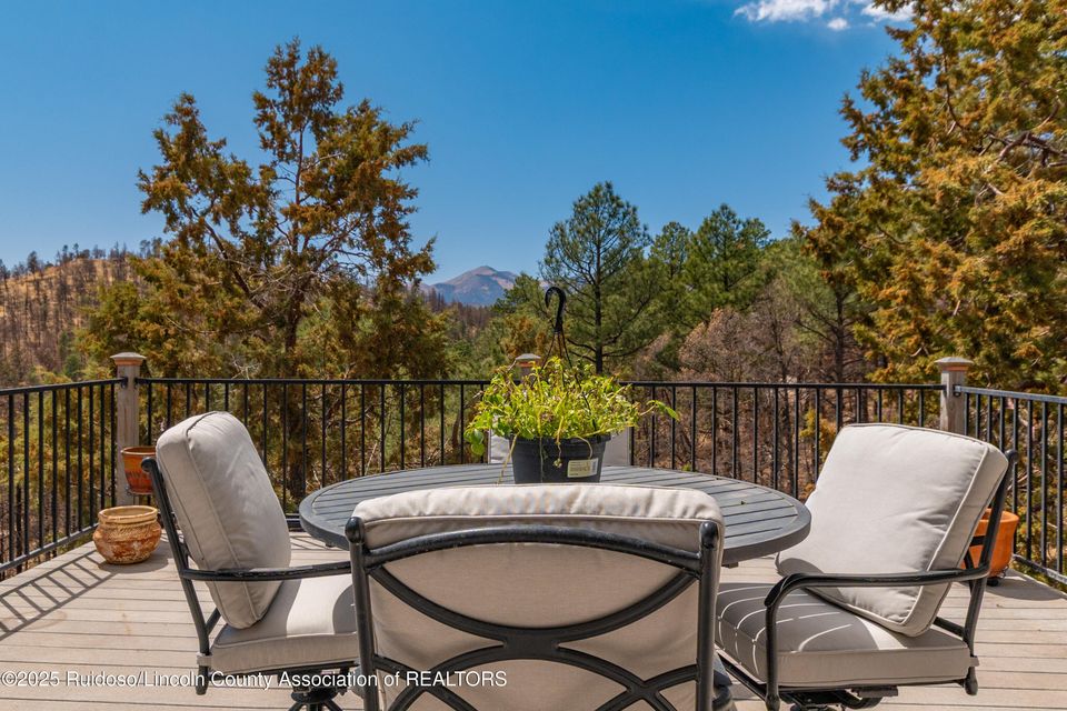 Alto, New Mexico, 88312, United States, 3 Bedrooms Bedrooms, ,3 BathroomsBathrooms,Residential,For Sale,1915244