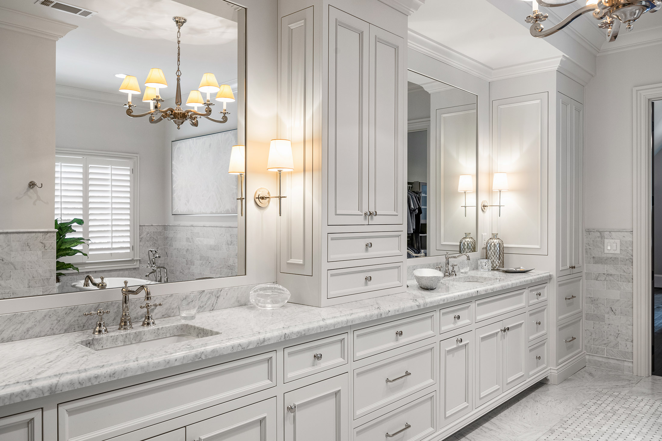  Buckhead Estate Pairs Architectural Presence with Richly Layered Interiors - 物件實景
