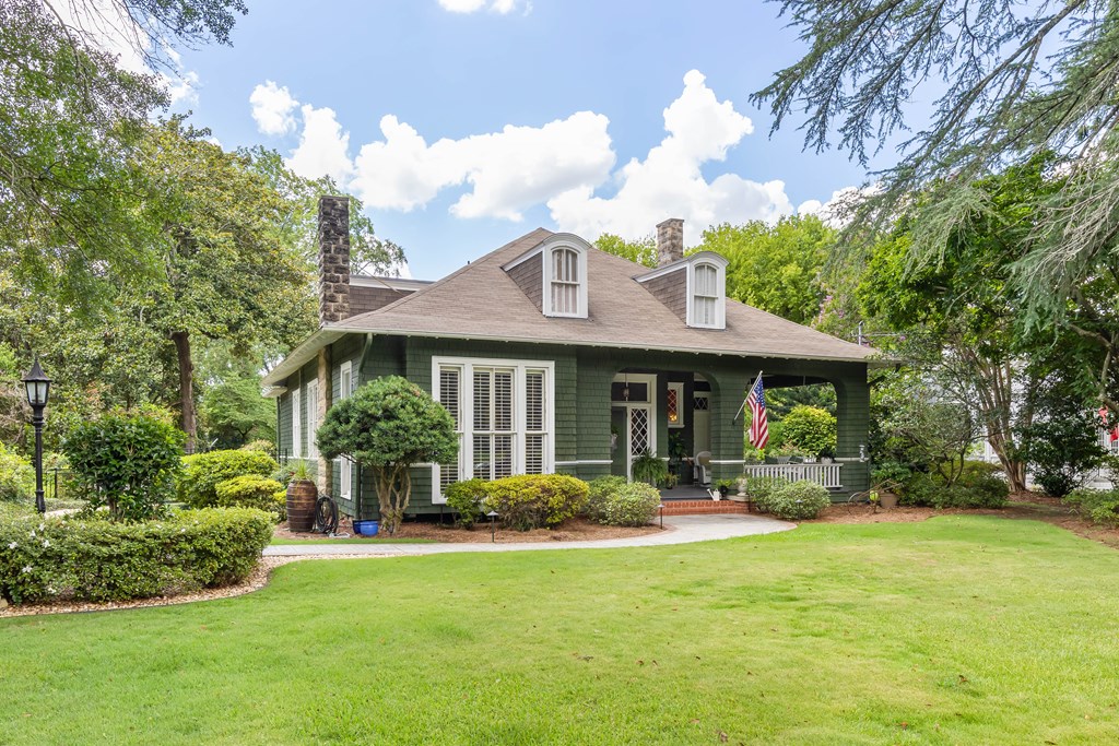 Columbus, Georgia, 31906, United States, 5 Bedrooms Bedrooms, ,4 BathroomsBathrooms,Residential,For Sale,1906987