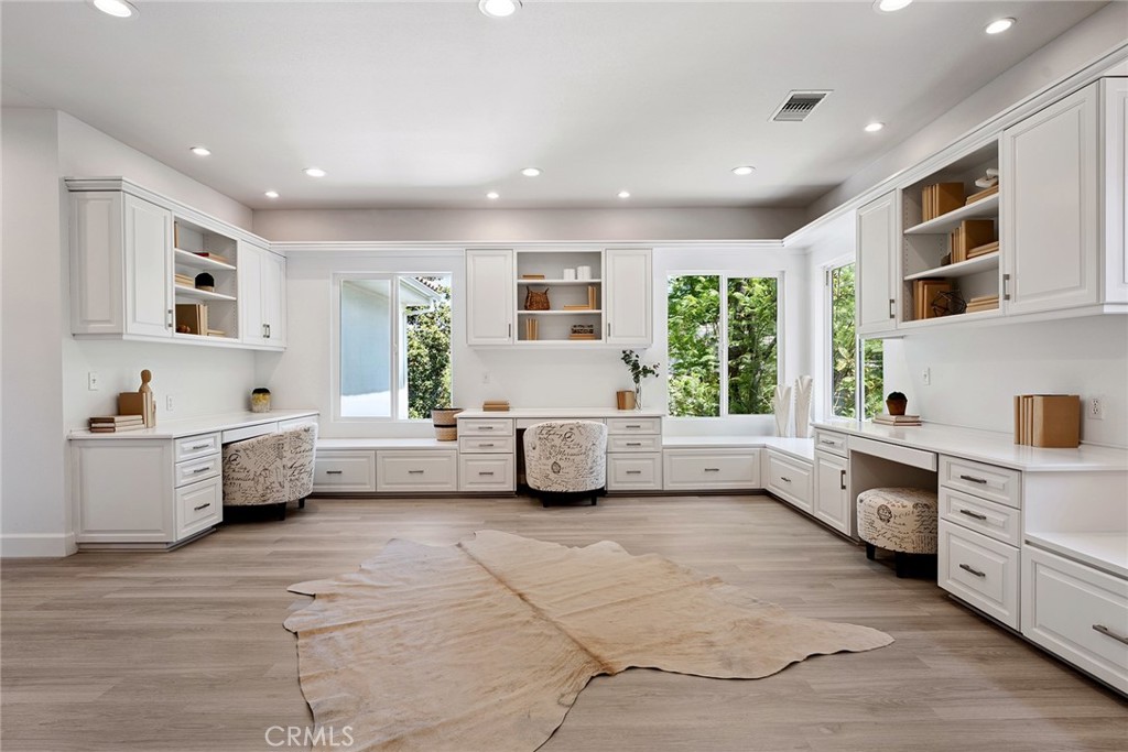 Calabasas, California, 91302, United States, 7 Bedrooms Bedrooms, ,7 BathroomsBathrooms,Residential,For Sale,1951012