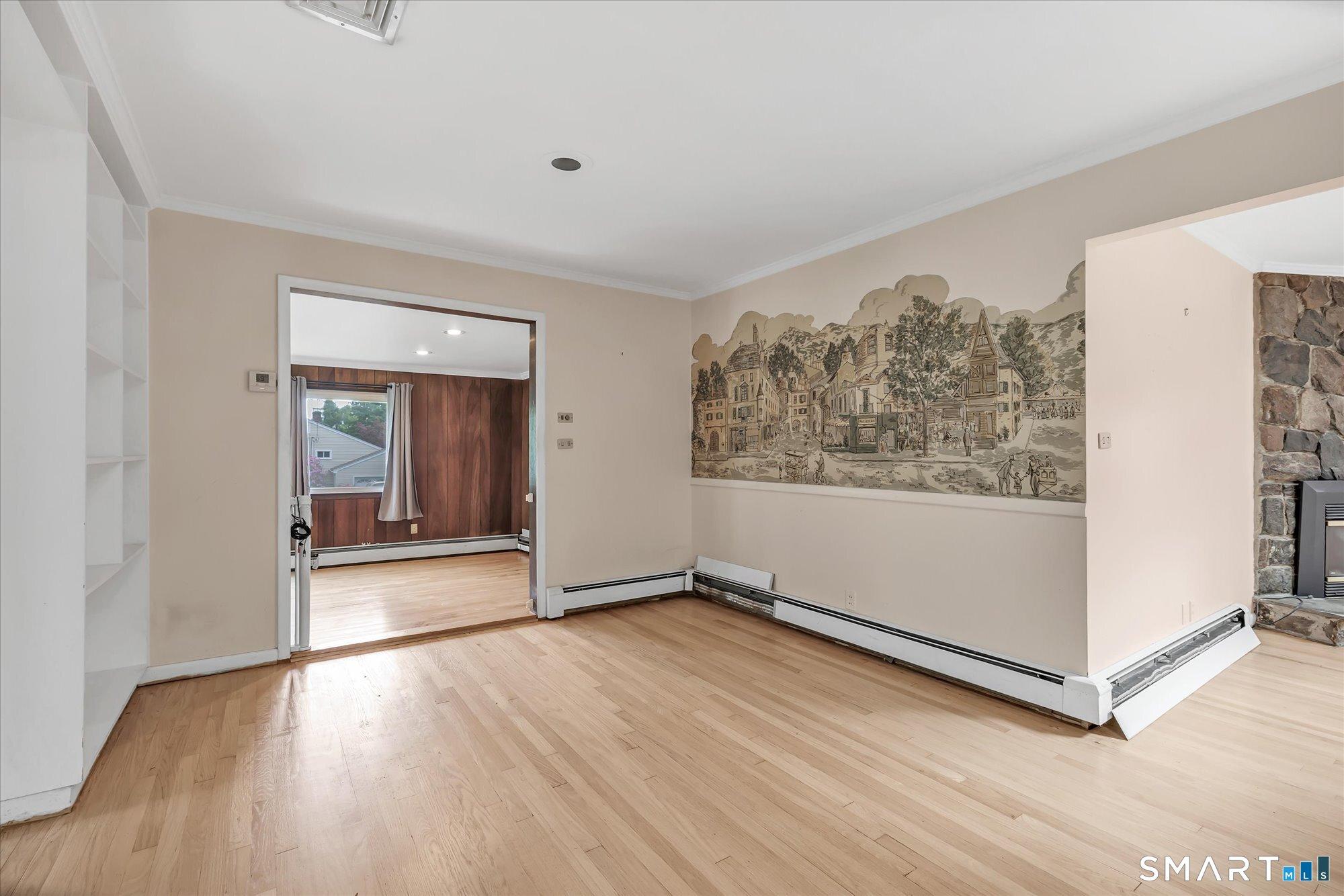 Trumbull, Connecticut, 06611, United States, 3 Bedrooms Bedrooms, ,2 BathroomsBathrooms,Residential,For Sale,2048685