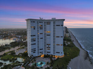 Boca Raton, Florida, 33432, United States, 2 Bedrooms Bedrooms, ,2 BathroomsBathrooms,Residential,For Sale,1900614