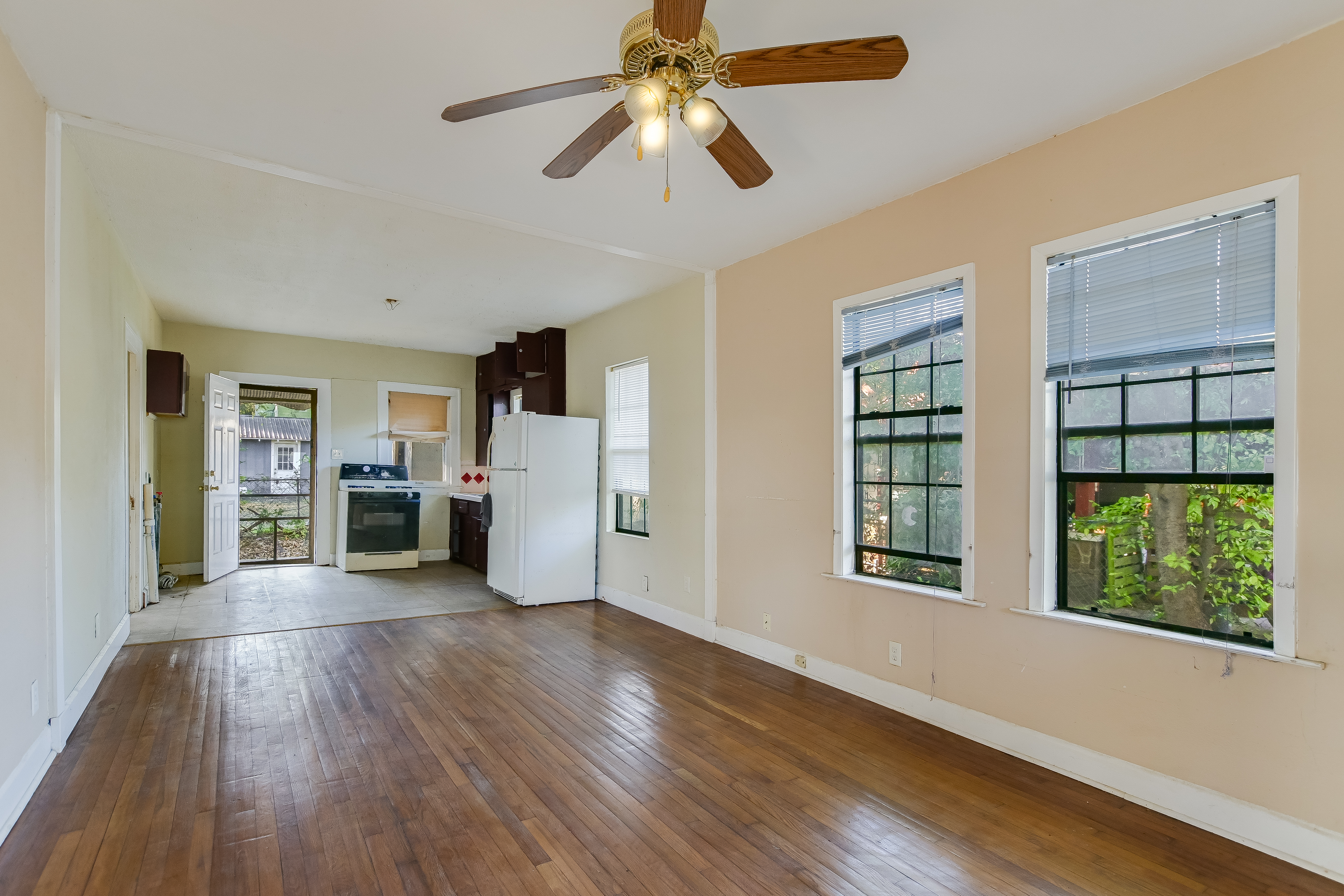  JUST LISTED - Infill Development Opportunity in East Austin - 物件實景