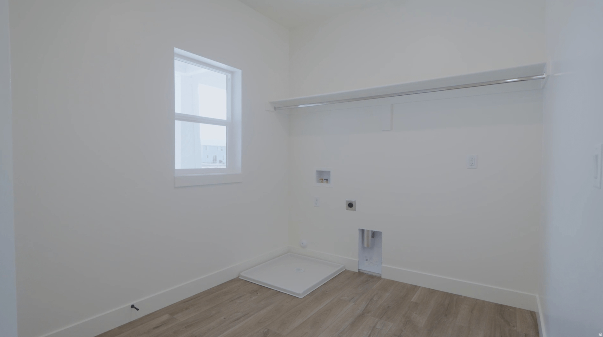 Hyrum, Utah, 84319, United States, 3 Bedrooms Bedrooms, ,2 BathroomsBathrooms,Residential,For Sale,2000042