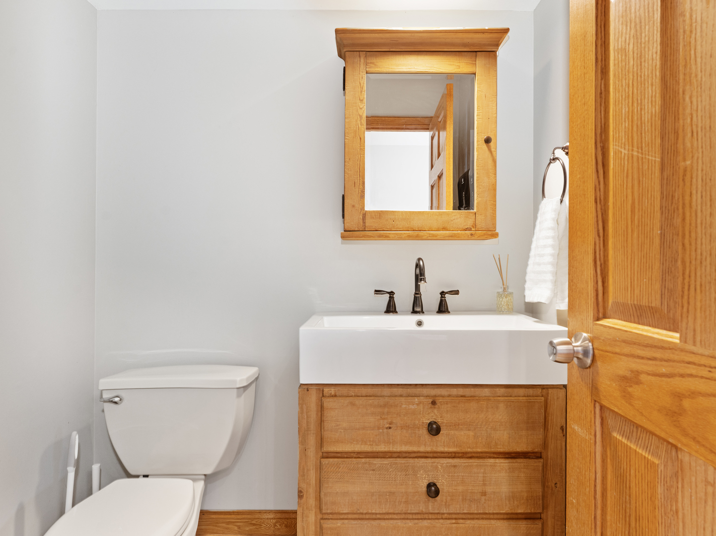 Frankfort, Illinois, 60423, United States, 8 Bedrooms Bedrooms, ,7 BathroomsBathrooms,Residential,For Sale,1911769