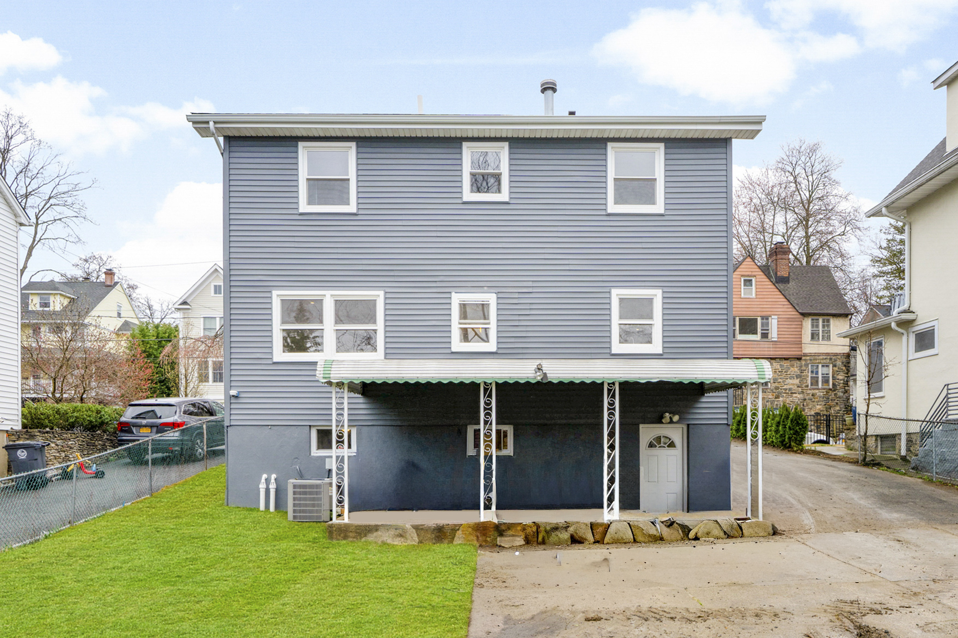  Classic Colonial in the Village of Pelham - 物件實景