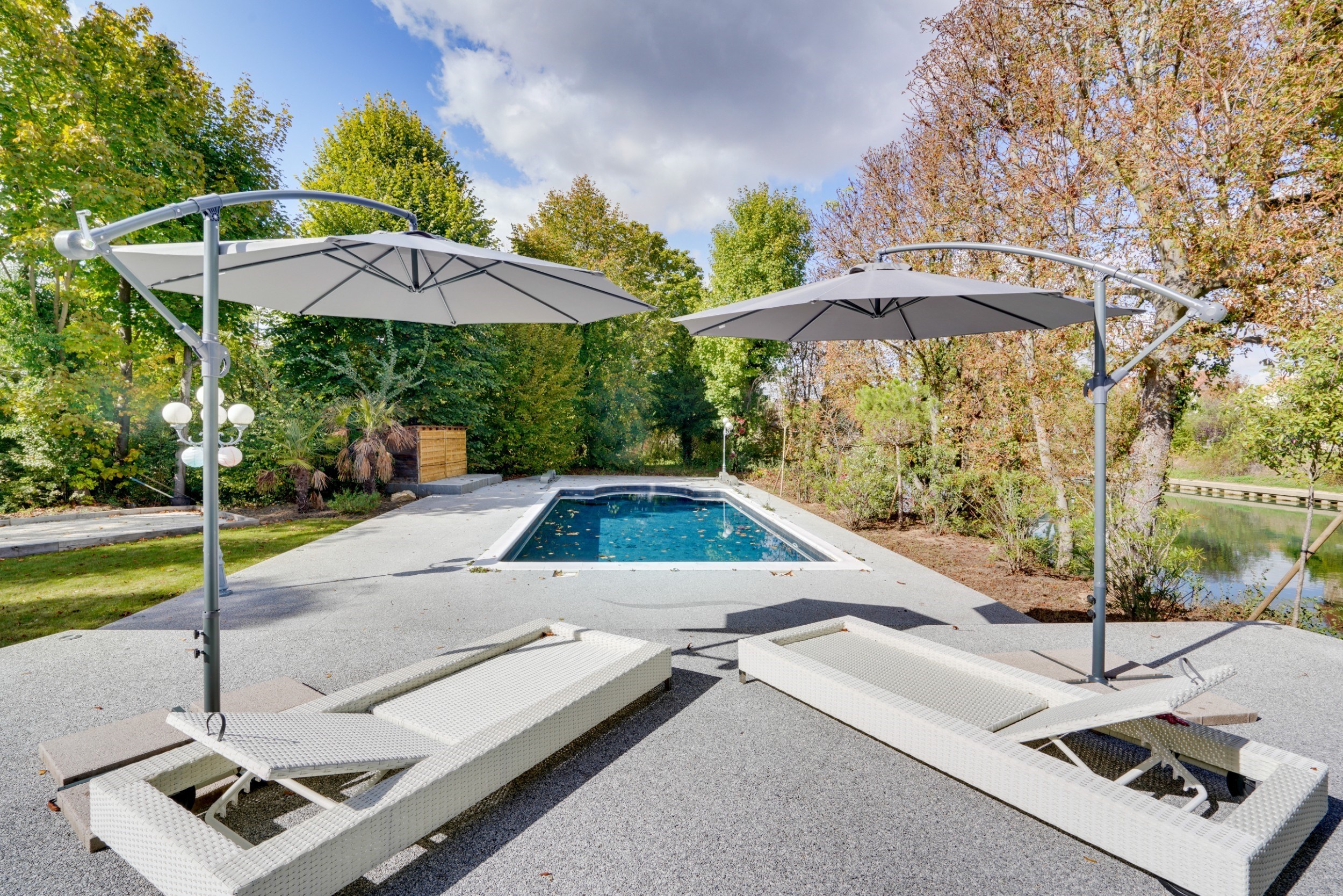  LE PERREUX-SUR-MARNE – WATERFRONT CONTEMPORARY ESTATE ON THE BANKS OF THE MARNE… - 物件實景