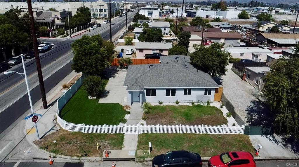 Azusa, California, 91702, United States, 5 Bedrooms Bedrooms, ,Residential,For Sale,1980022