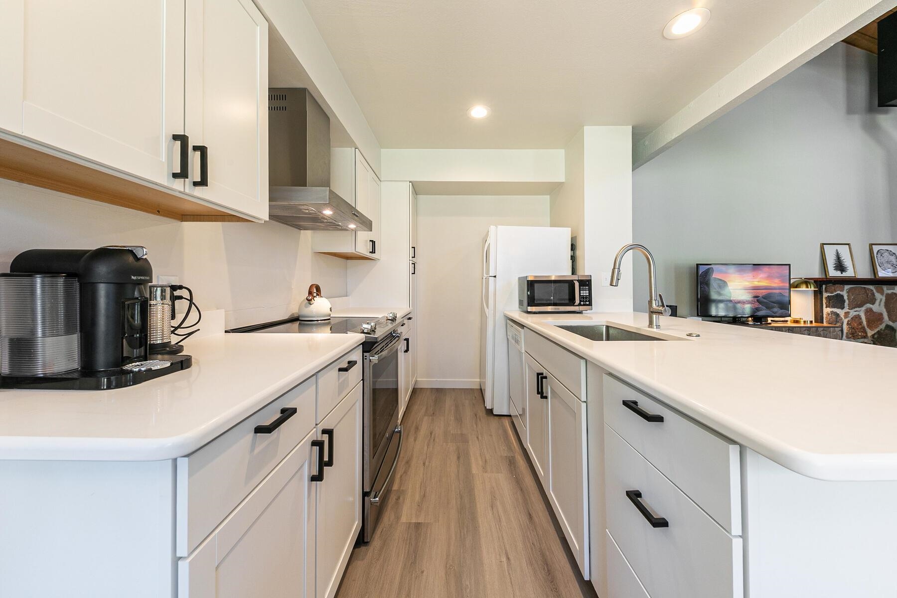 Kings Beach, California, 96161, United States, 1 Bedroom Bedrooms, ,1 BathroomBathrooms,Residential,For Sale,1924920