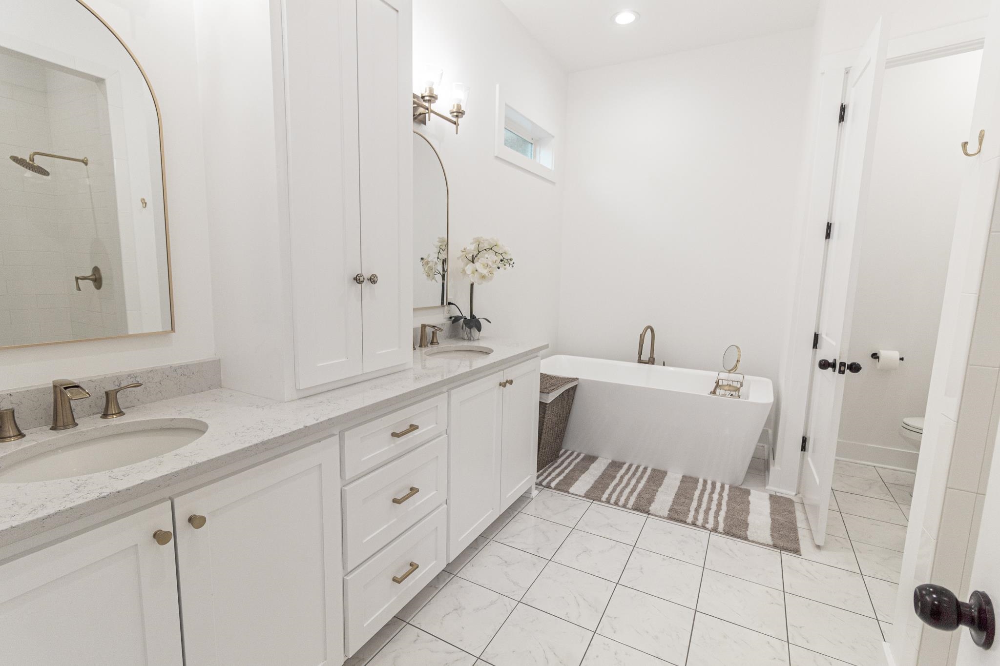 Lake Charles, Louisiana, 70605, United States, 4 Bedrooms Bedrooms, ,3 BathroomsBathrooms,Residential,For Sale,2000075