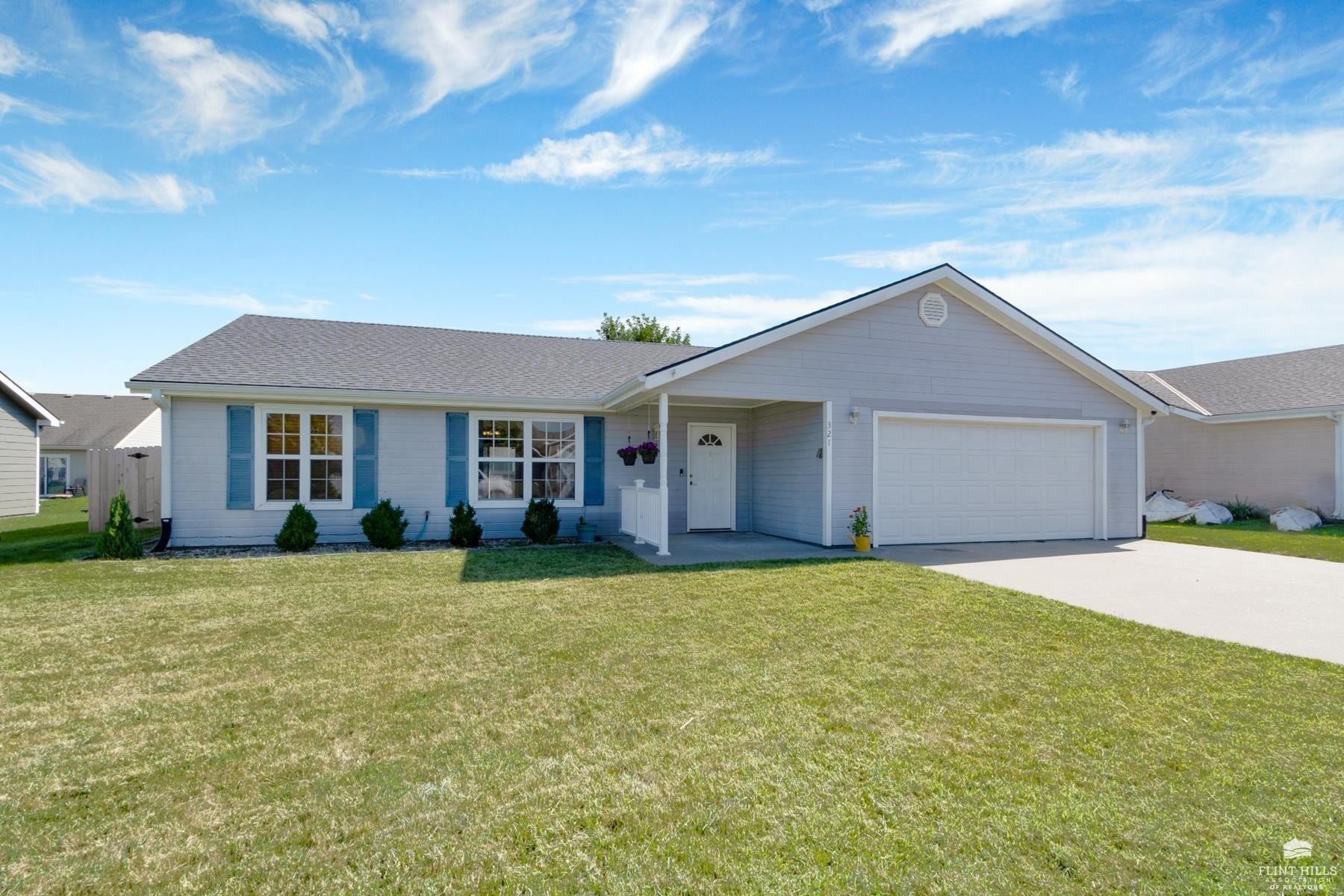 Brookridge Dr, Manhattan, KS 66502