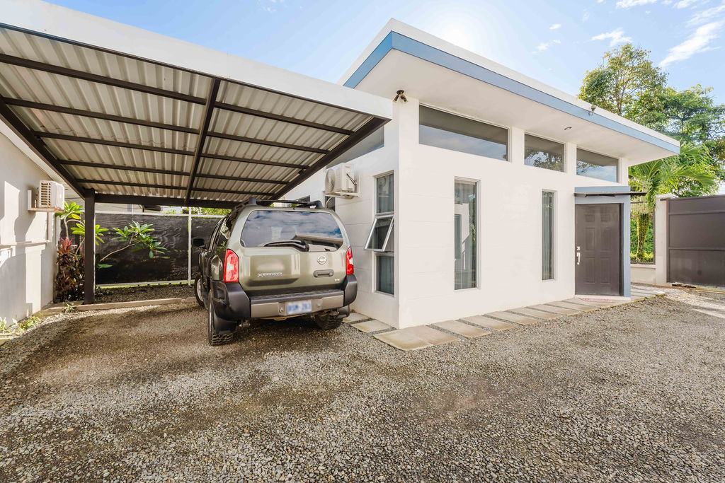 1.1km on Ent. a Islas Damas, off Costanera 34, pro, Quepos, Puntarenas, CR, 10 Bedrooms Bedrooms, ,6 BathroomsBathrooms,Residential,For Sale,1.1km on Ent. a Islas Damas, off Costanera 34, pro,1629989