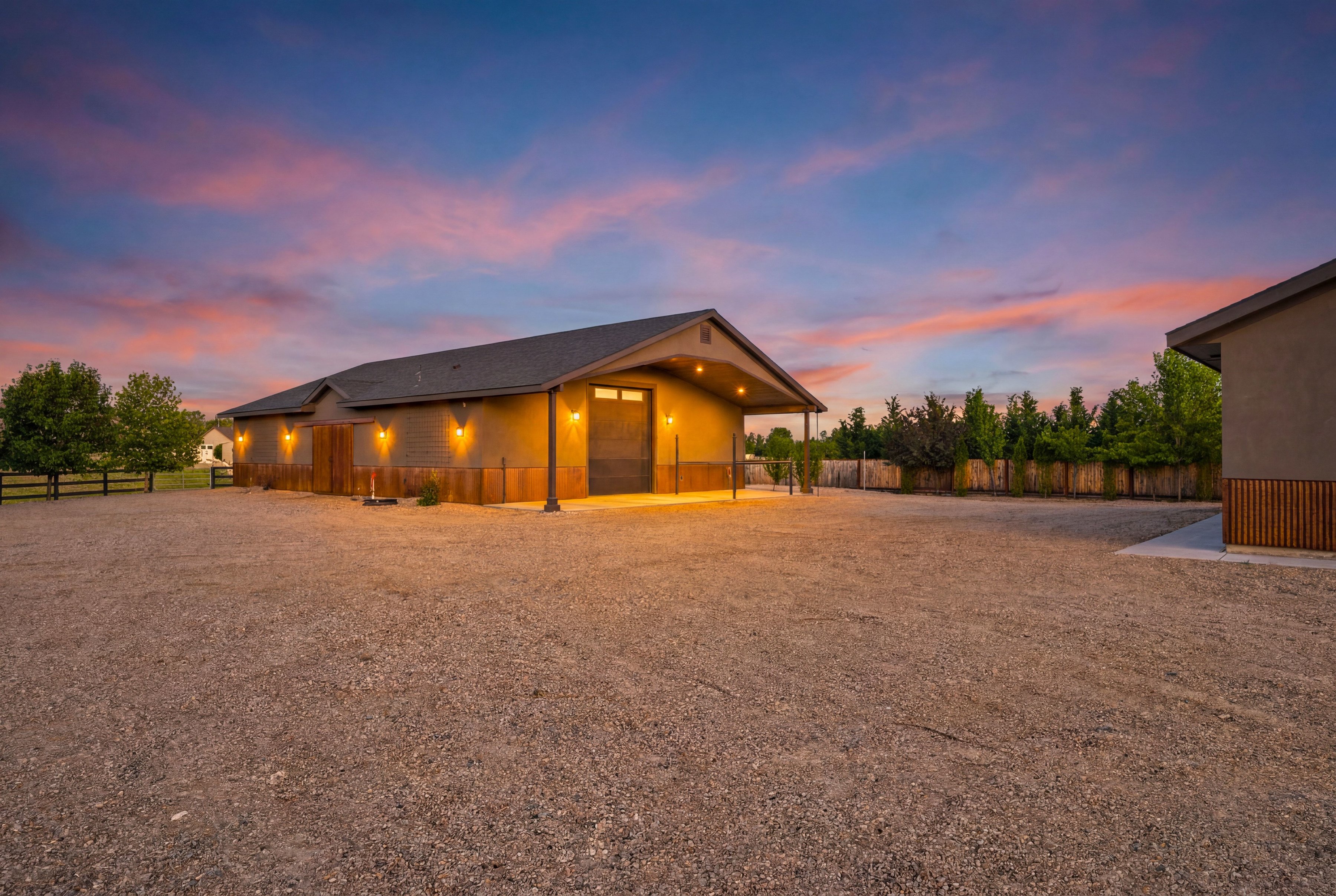  Ranch Living with Mountain View - 物件實景