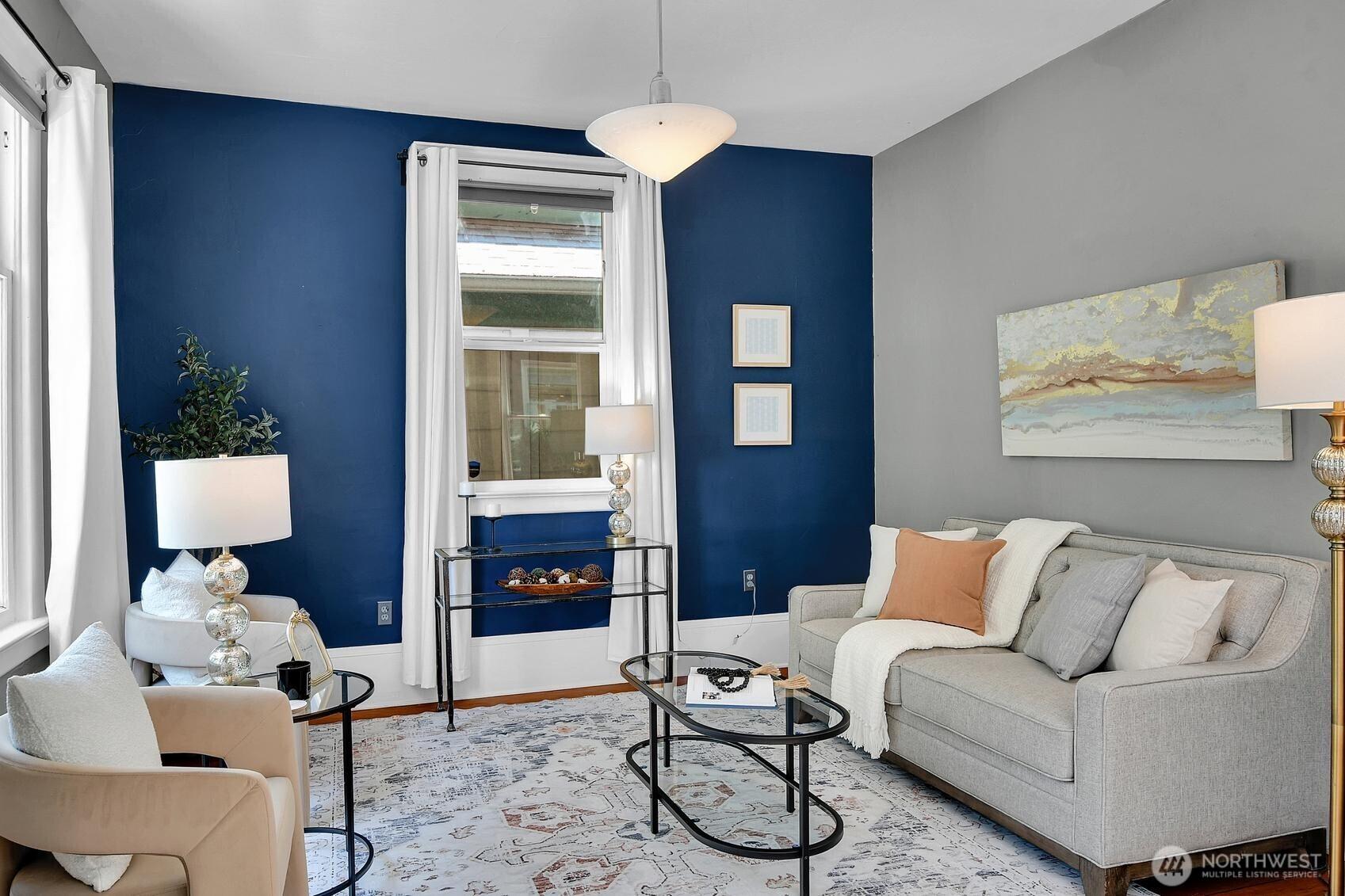 SEATTLE, Washington, 98119, United States, 2 Bedrooms Bedrooms, ,1 BathroomBathrooms,Residential,For Sale,1907615