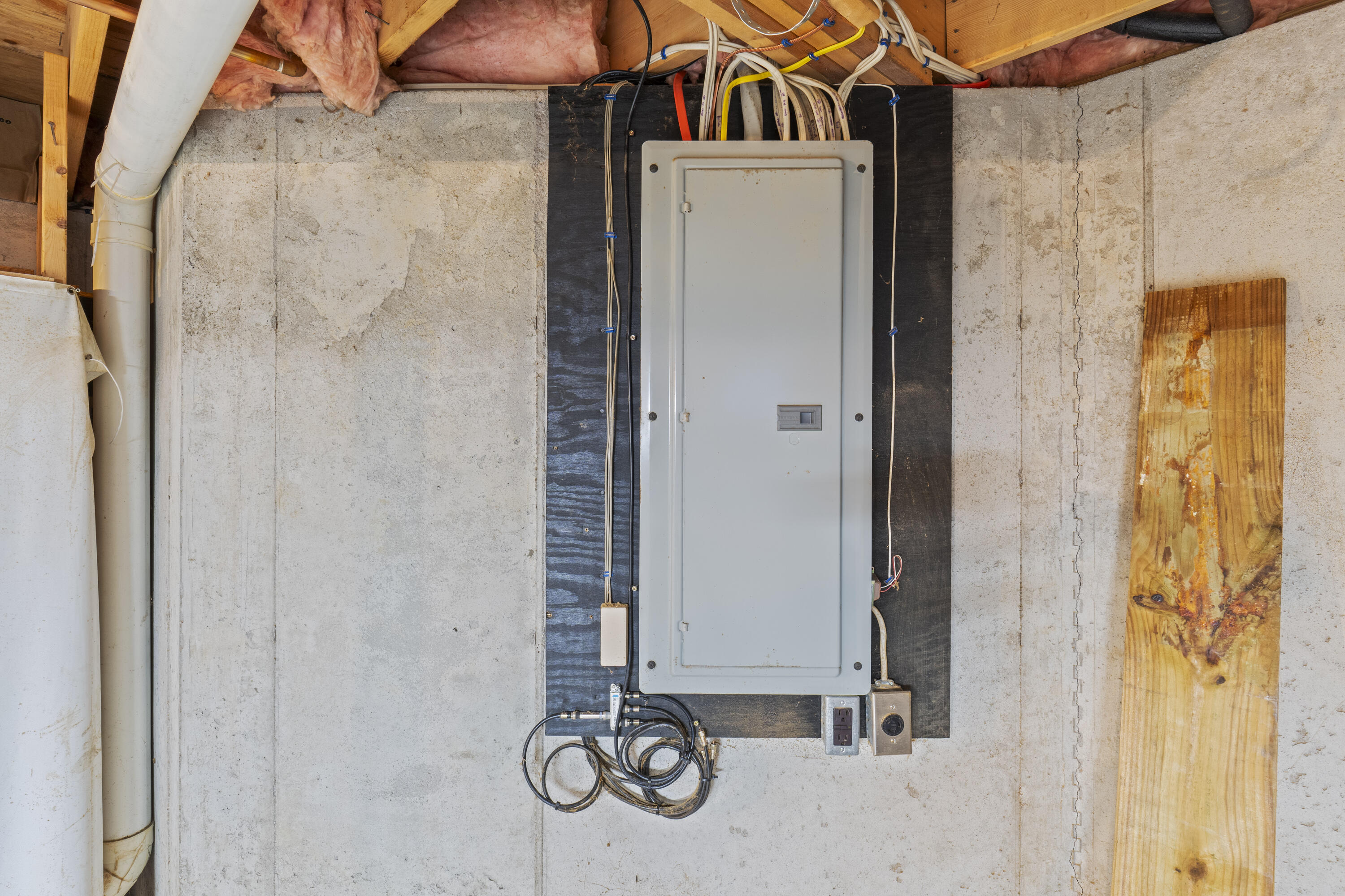 Brunswick, Maine, 04011, United States, 3 Bedrooms Bedrooms, ,3 BathroomsBathrooms,Residential,For Sale,1988184