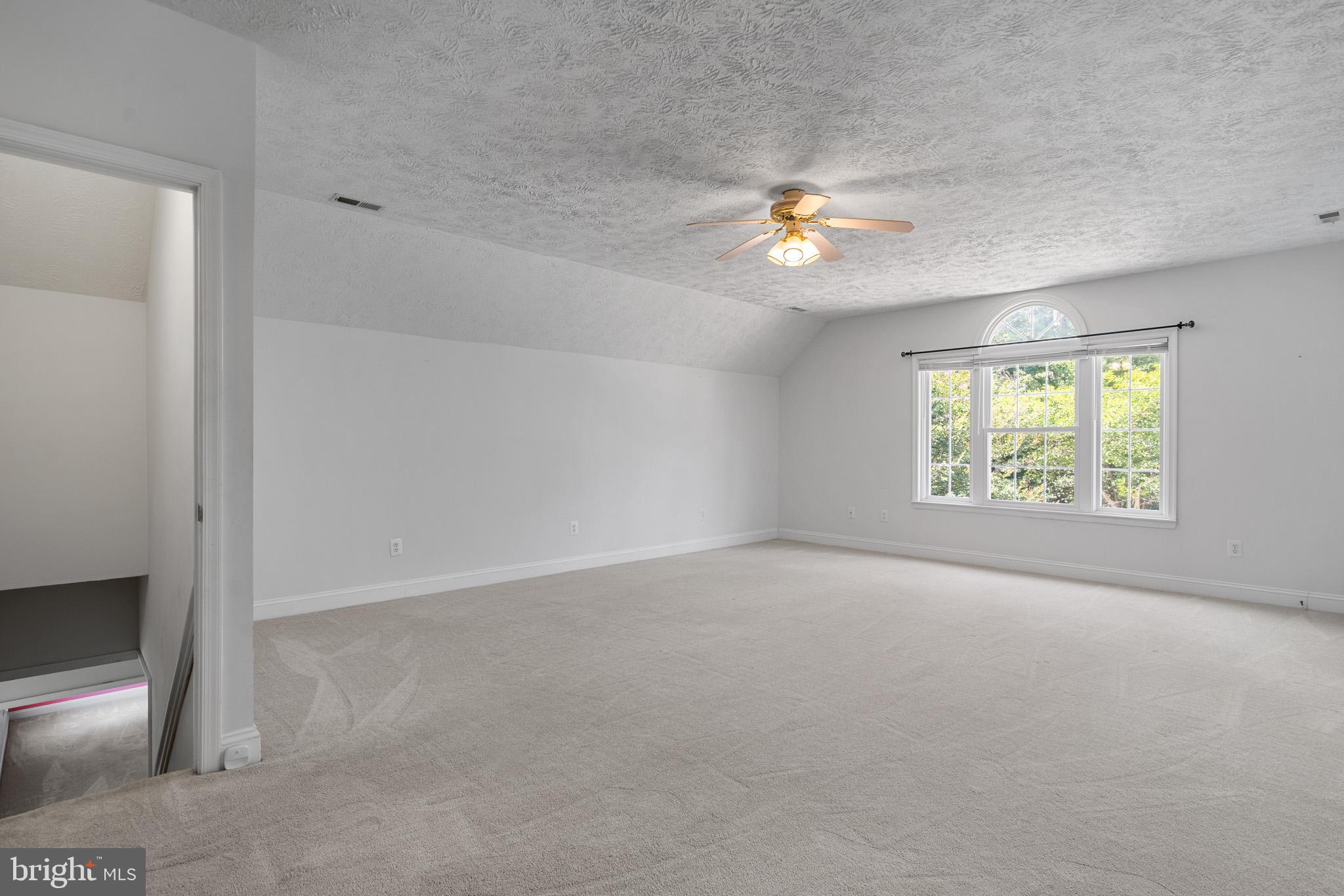 Issue, Maryland, 20645, United States, 5 Bedrooms Bedrooms, ,5 BathroomsBathrooms,Residential,For Sale,1912917