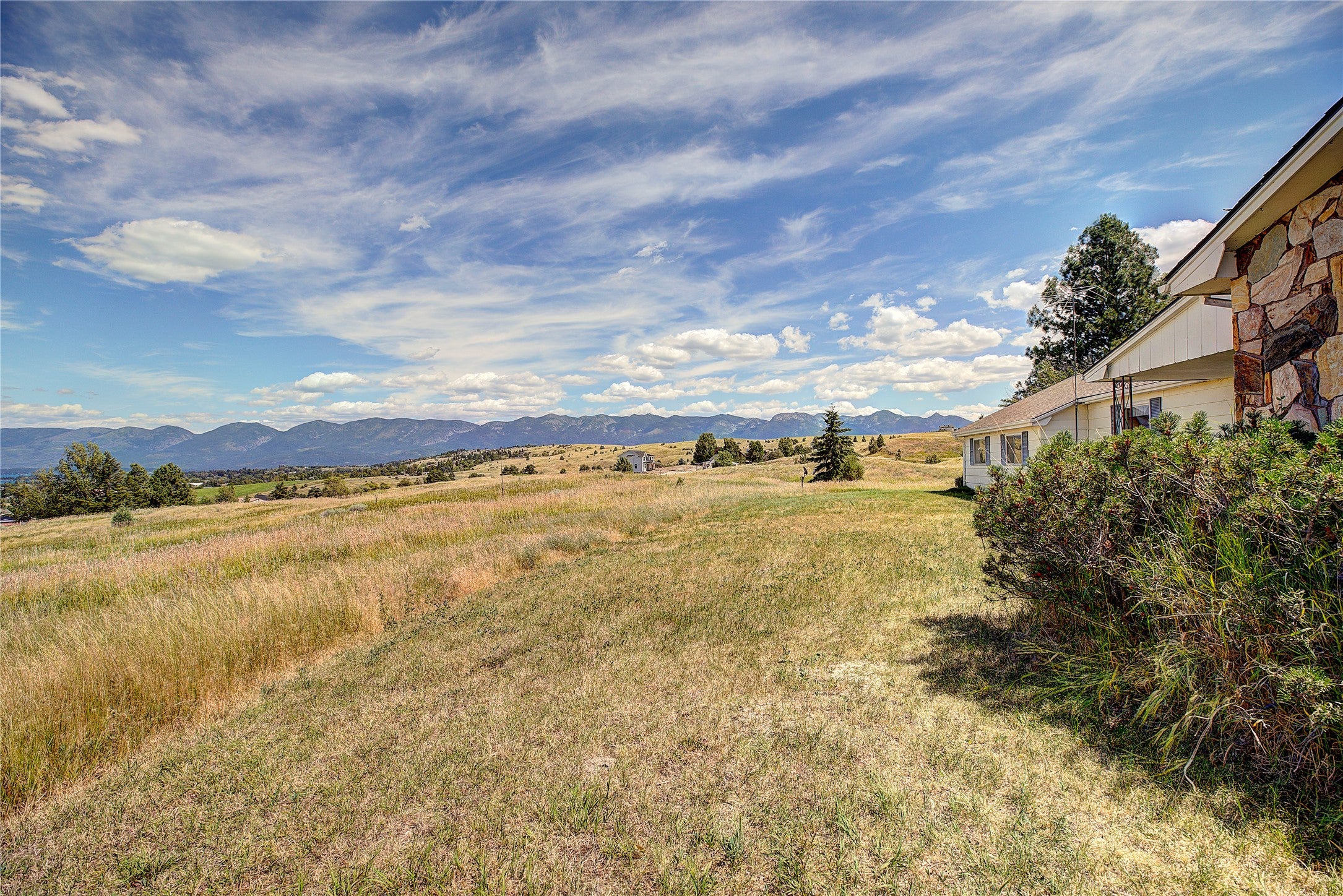 Polson, Montana, 59860, United States, 3 Bedrooms Bedrooms, ,2 BathroomsBathrooms,Residential,For Sale,1827901