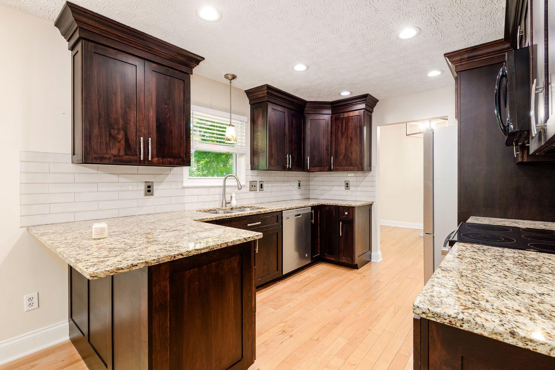 Columbus, Ohio, 43221, United States, 4 Bedrooms Bedrooms, ,4 BathroomsBathrooms,Residential,For Sale,1902021