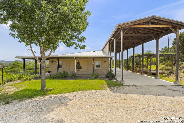 499 SADDLEBACK RIDGE TRL, Bandera, Texas, 78003, United States, 3 Bedrooms Bedrooms, ,3 BathroomsBathrooms,Residential,For Sale,499 SADDLEBACK RIDGE TRL,1618821