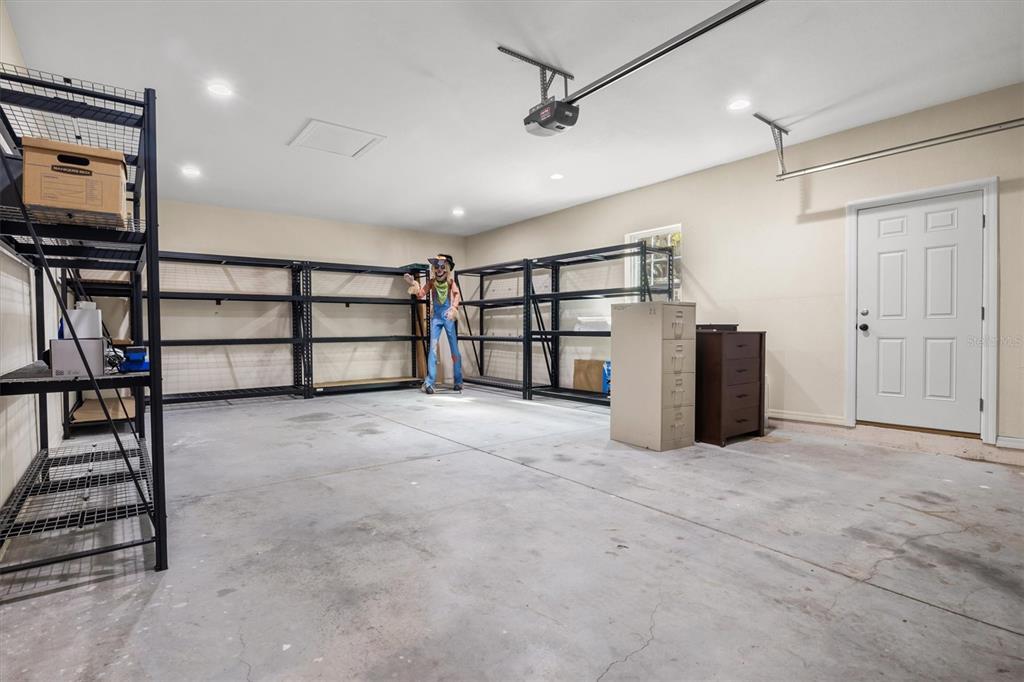 Bartow, Florida, 33830, United States, 3 Bedrooms Bedrooms, ,4 BathroomsBathrooms,Residential,For Sale,2002035