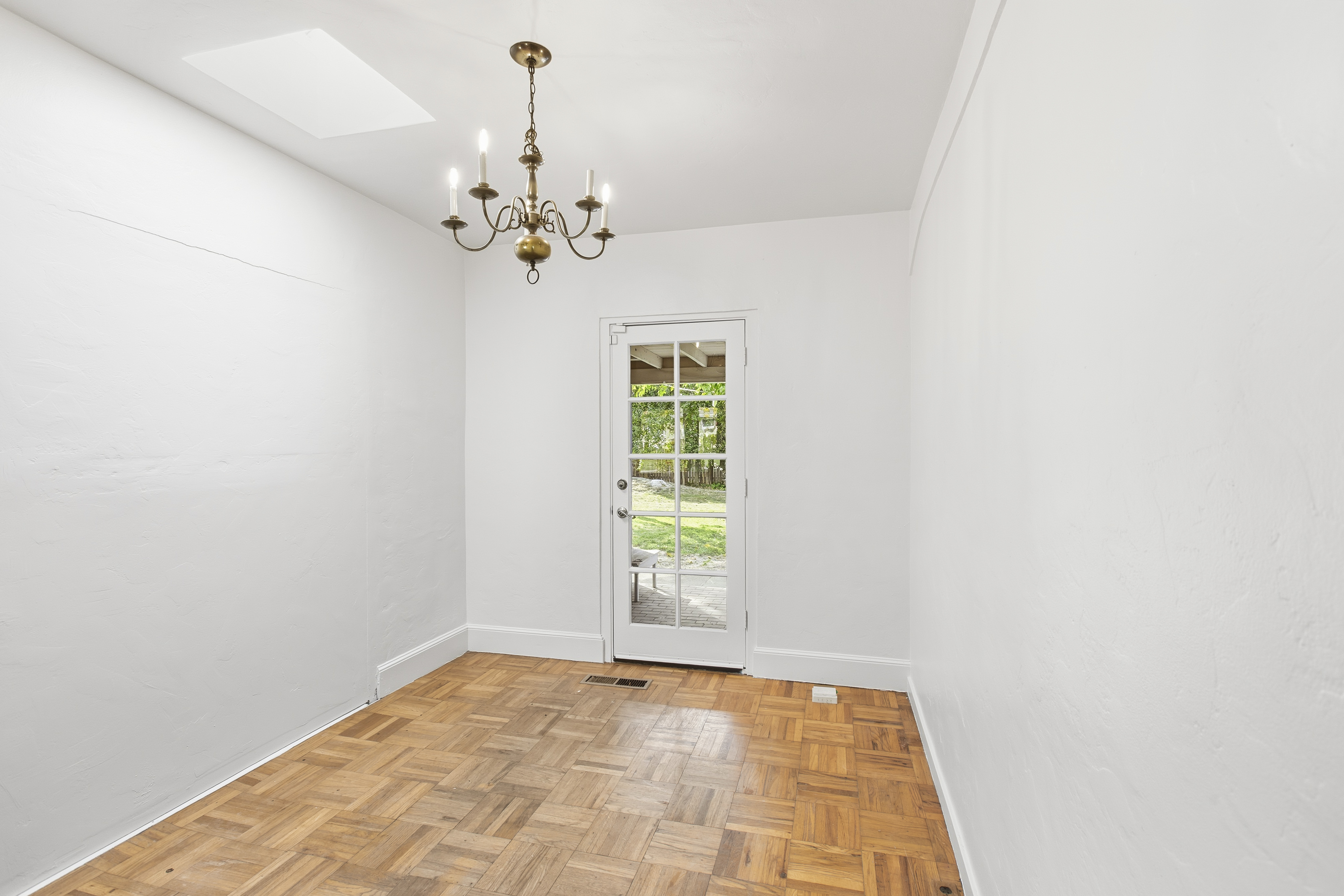  711 El Encino Way, Sacramento, CA 95864 - 物件實景