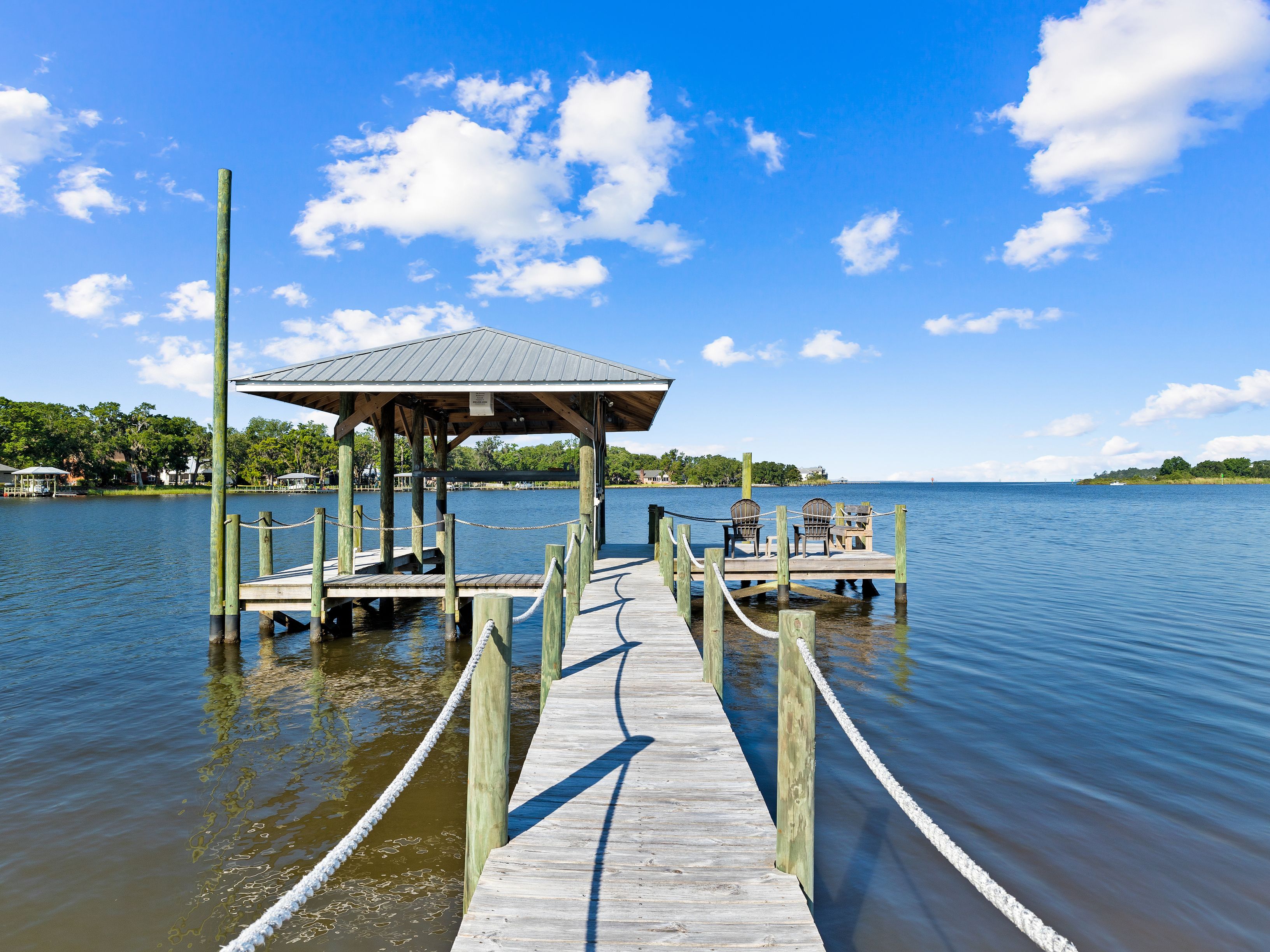  A Once-in-a-Generation Waterfront Estate with 725 Feet Bayou-Frontage - 物件實景