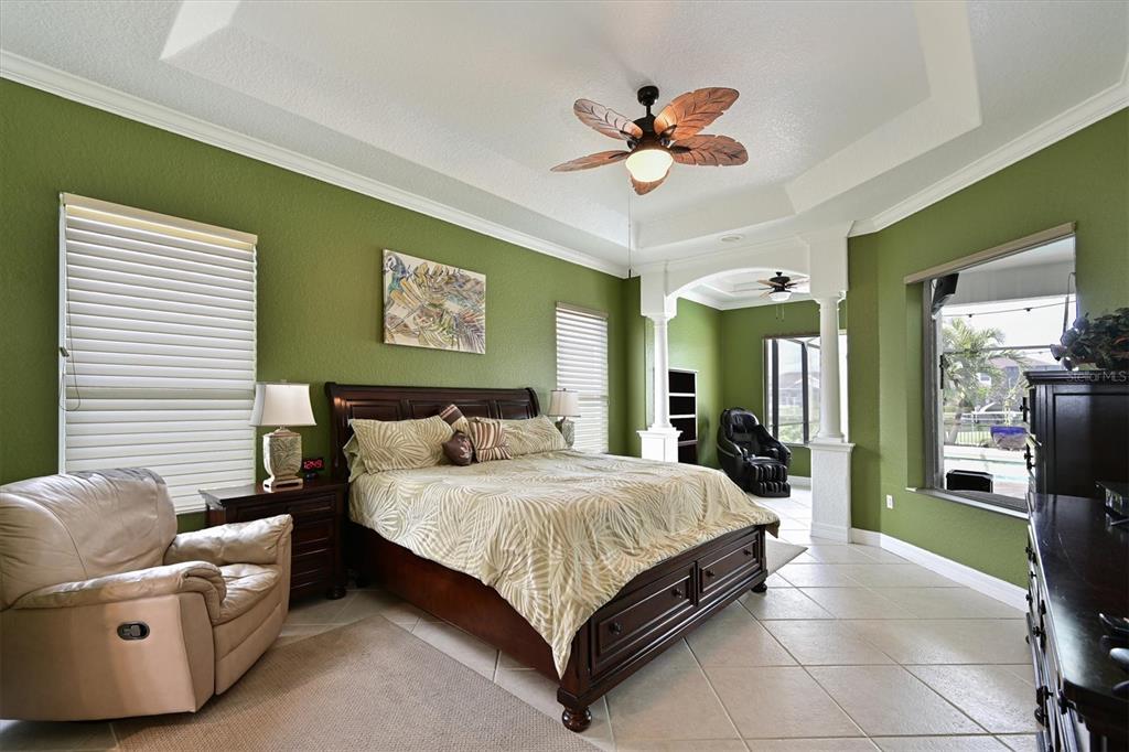 Bradenton, Florida, 34212, United States, 4 Bedrooms Bedrooms, ,3 BathroomsBathrooms,Residential,For Sale,1848553
