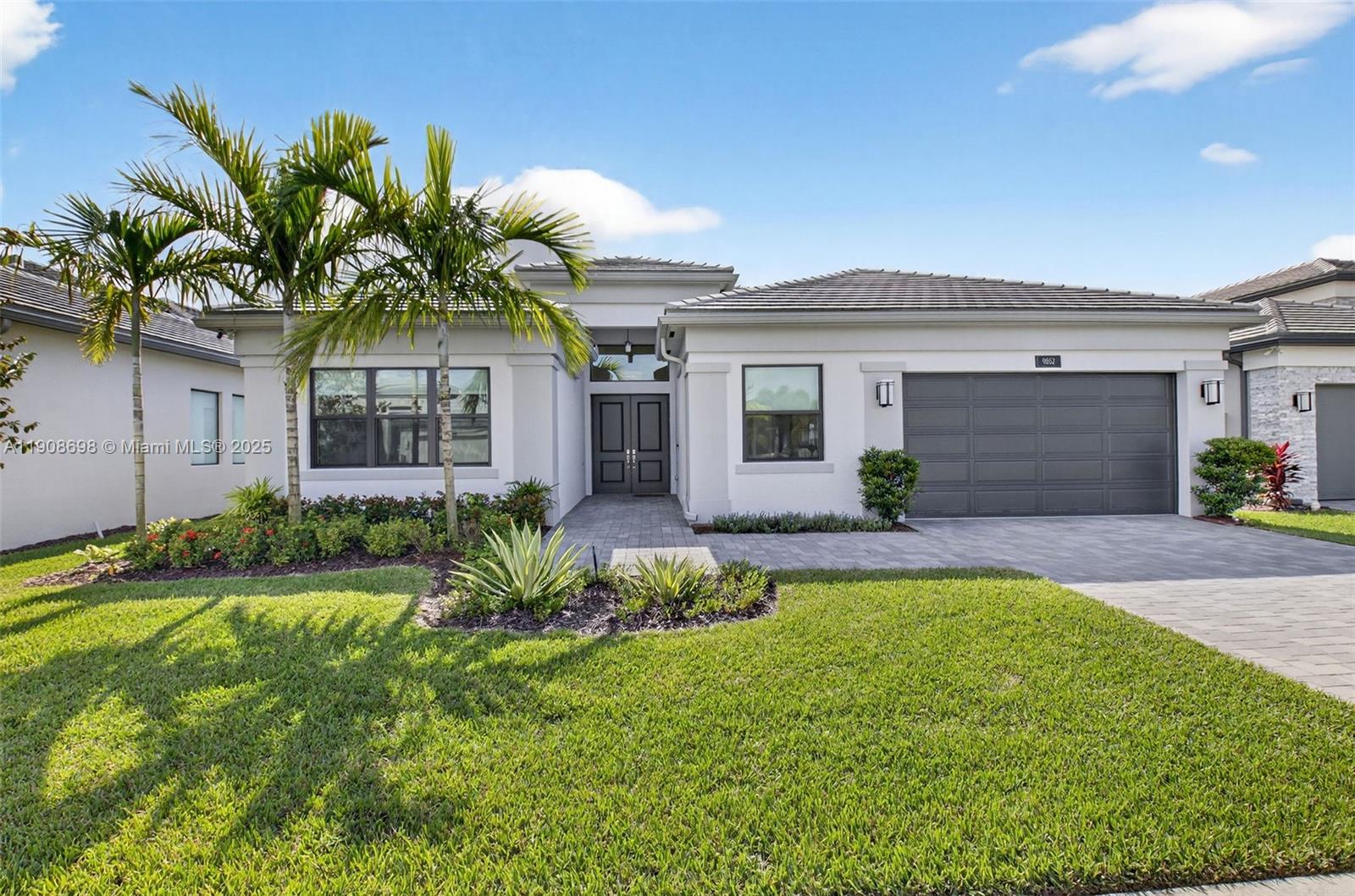 Boynton Beach, Florida, 33473, United States, 3 Bedrooms Bedrooms, ,4 BathroomsBathrooms,Residential,For Sale,1991077