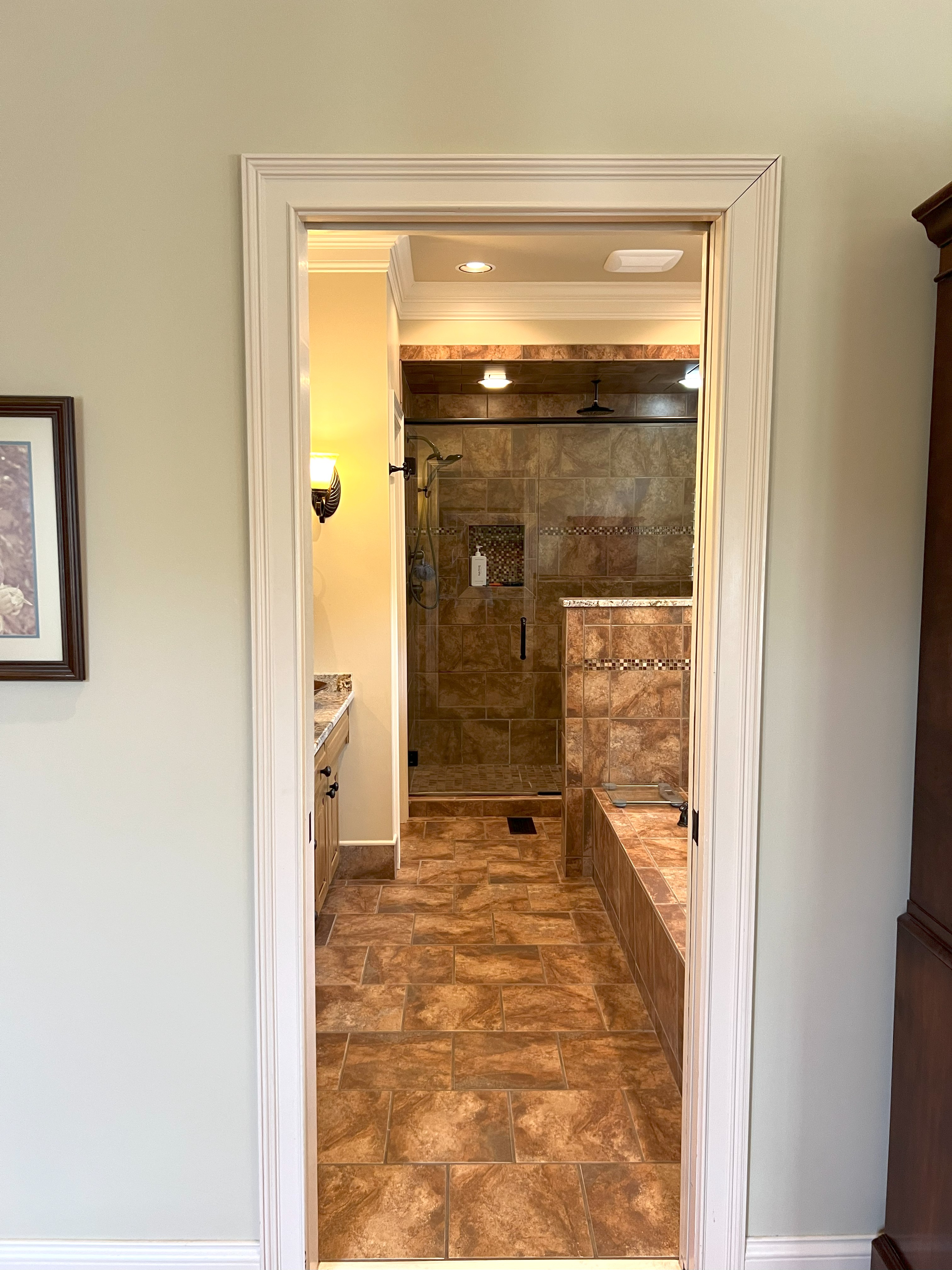 Frankfort, Kentucky, 40601, United States, 5 Bedrooms Bedrooms, ,4 BathroomsBathrooms,Residential,For Sale,1983551