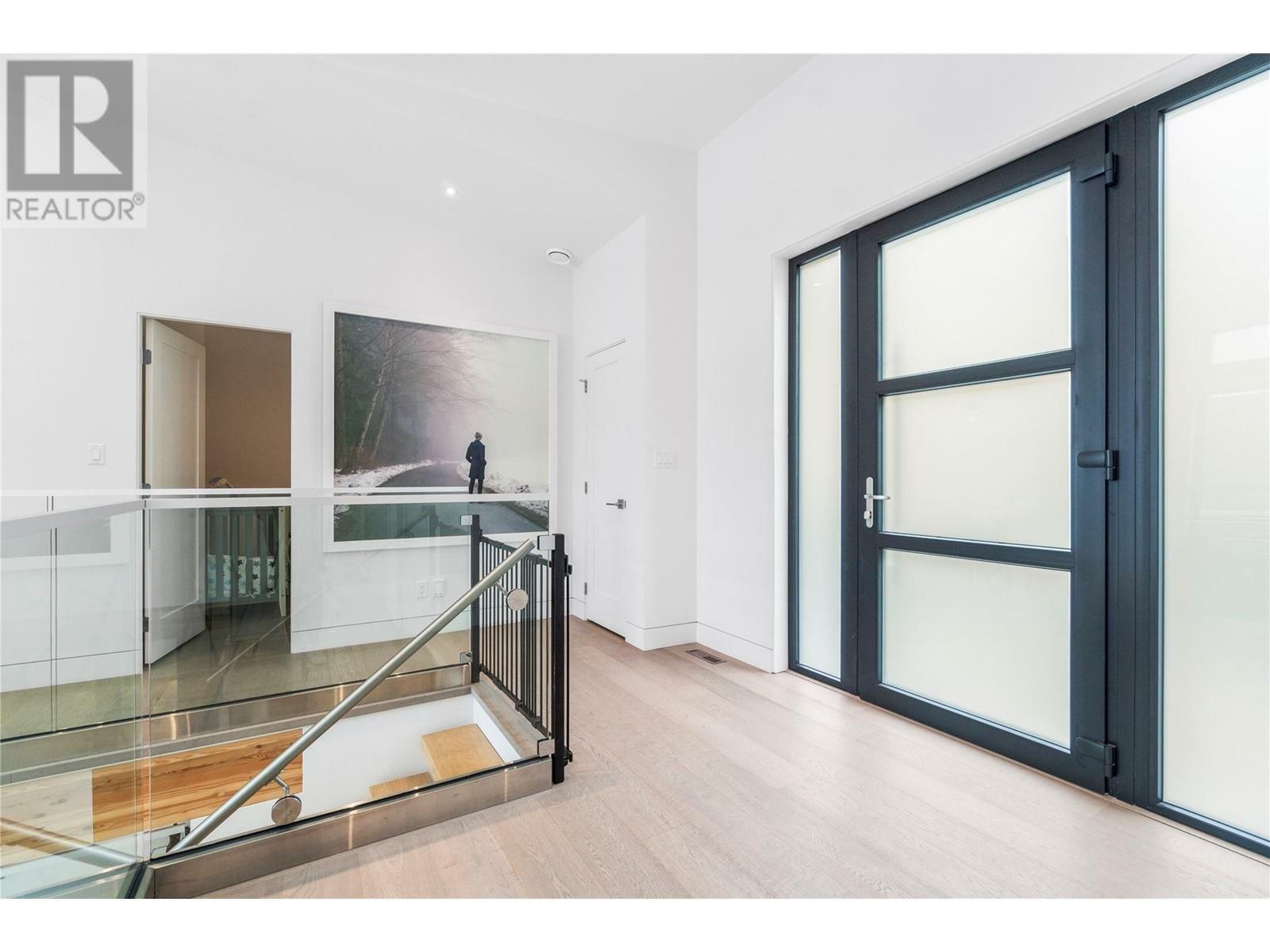 ANGLEMONT, British Columbia, V0E 1M8, CA, 5 Bedrooms Bedrooms, ,3 BathroomsBathrooms,Residential,For Sale,1836909