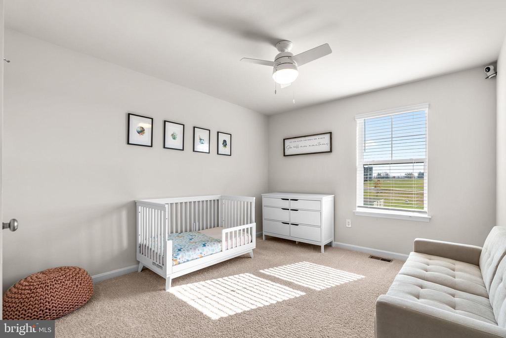 Frederick, Maryland, 21701, United States, 5 Bedrooms Bedrooms, ,4 BathroomsBathrooms,Residential,For Sale,1987107