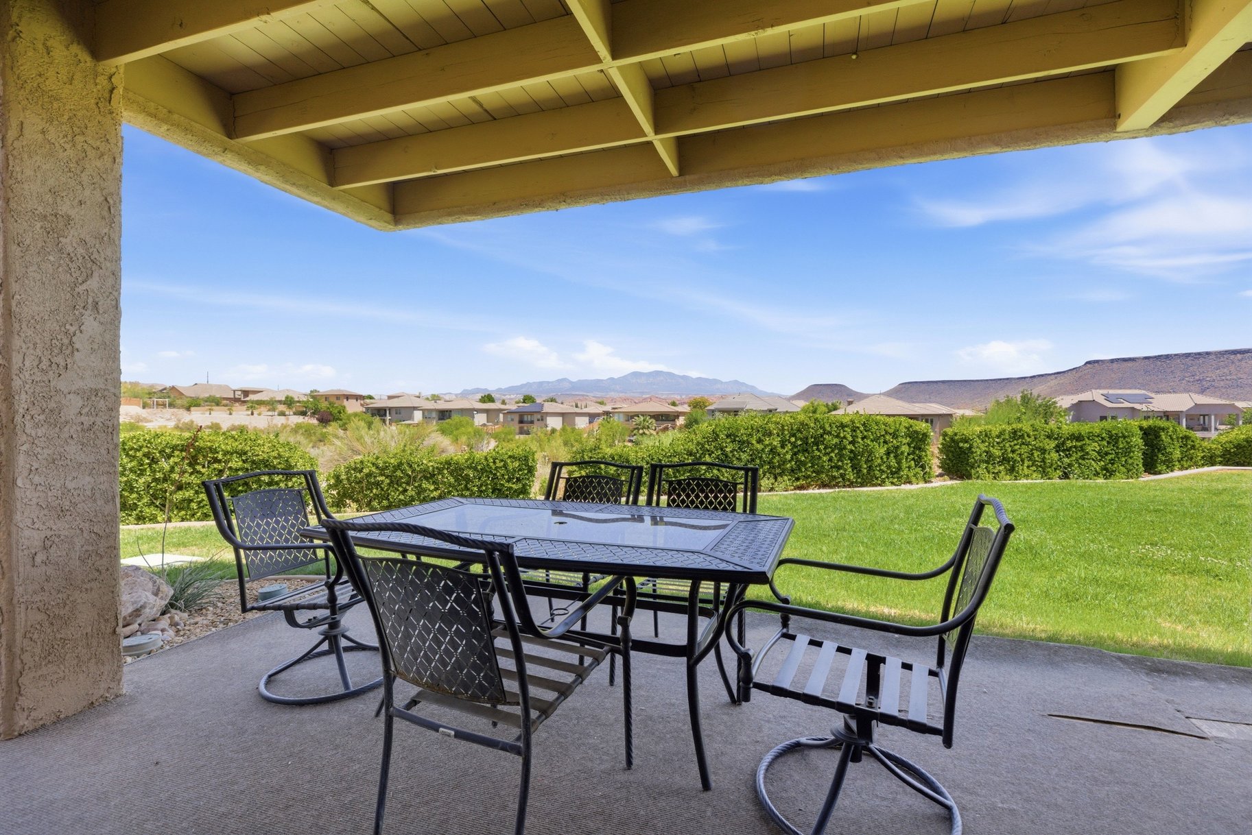  Amazing STR Investment Opportunity With Stunning City and Mountain Views - 物件實景