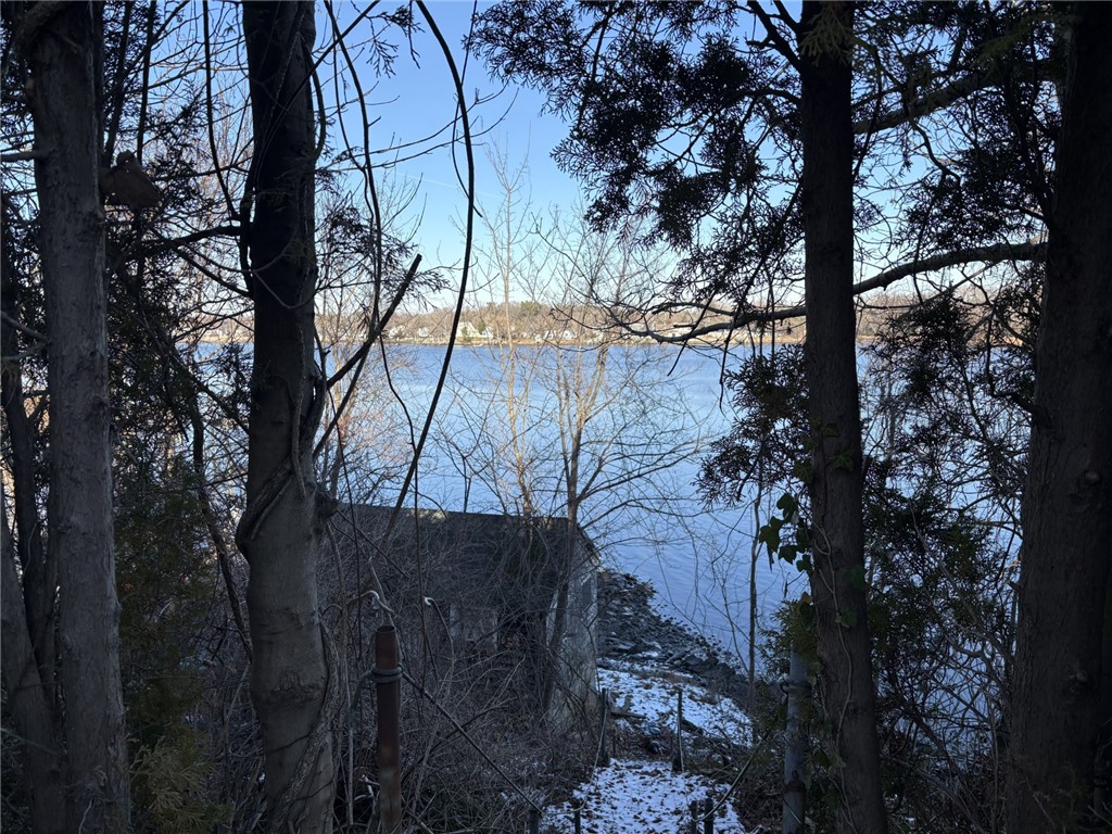 Barrington, Rhode Island, 02806, United States, ,Land,For Sale,1992099