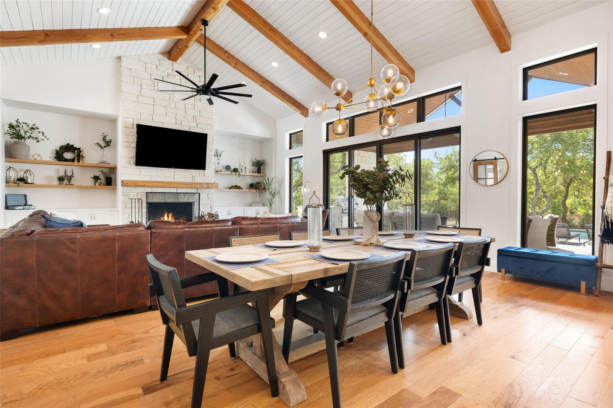 Georgetown, Texas, 78633, United States, 4 Bedrooms Bedrooms, ,5 BathroomsBathrooms,Residential,For Sale,1798285