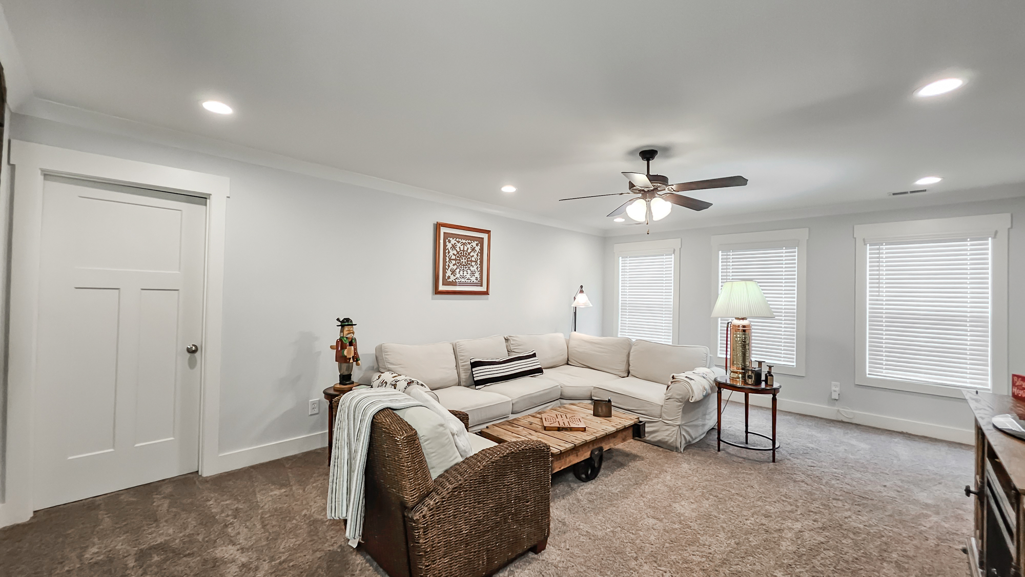Athens, Alabama, 35613, United States, 4 Bedrooms Bedrooms, ,4 BathroomsBathrooms,Residential,For Sale,1923221
