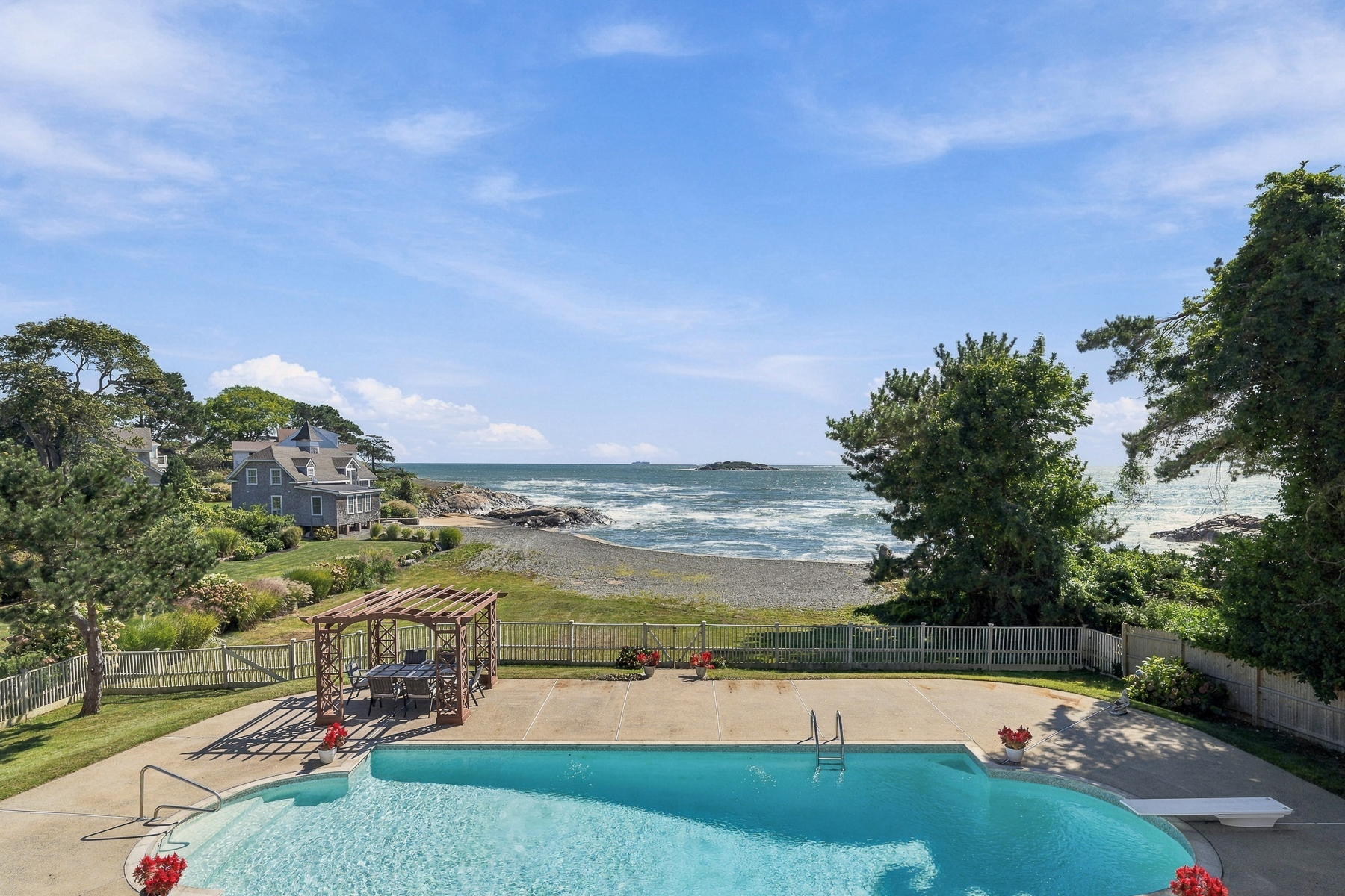  352 Atlantic Avenue, Marblehead, MA, 01945 - 物件實景